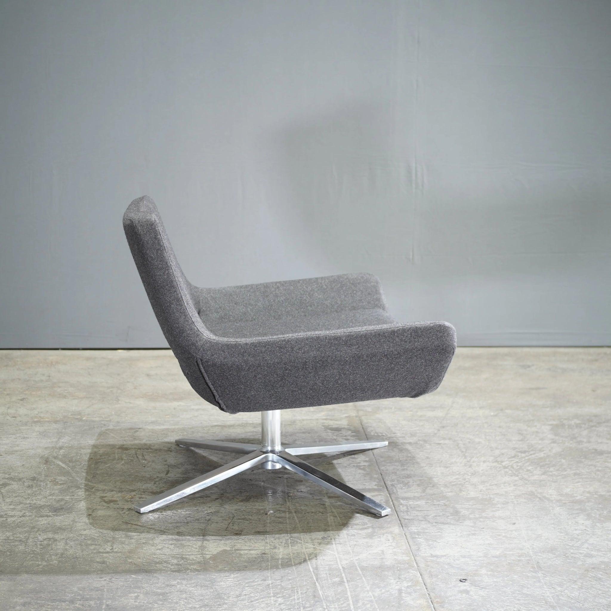 B&B Italia Sillón Metropolitan de Jeffrey Bernett con tapicería de tela gris Italiano en venta