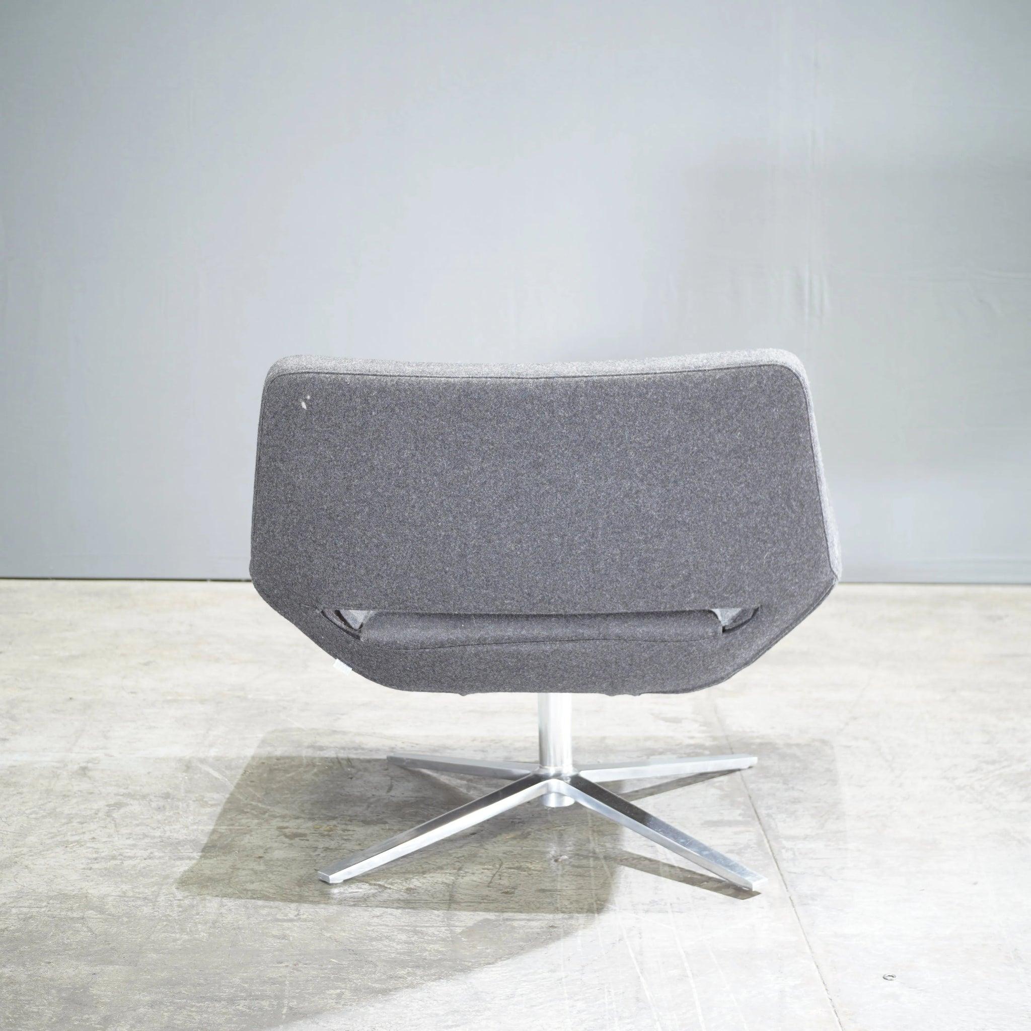 B&B Italia Sillón Metropolitan de Jeffrey Bernett con tapicería de tela gris en Bueno estado para la venta en Basildon, London
