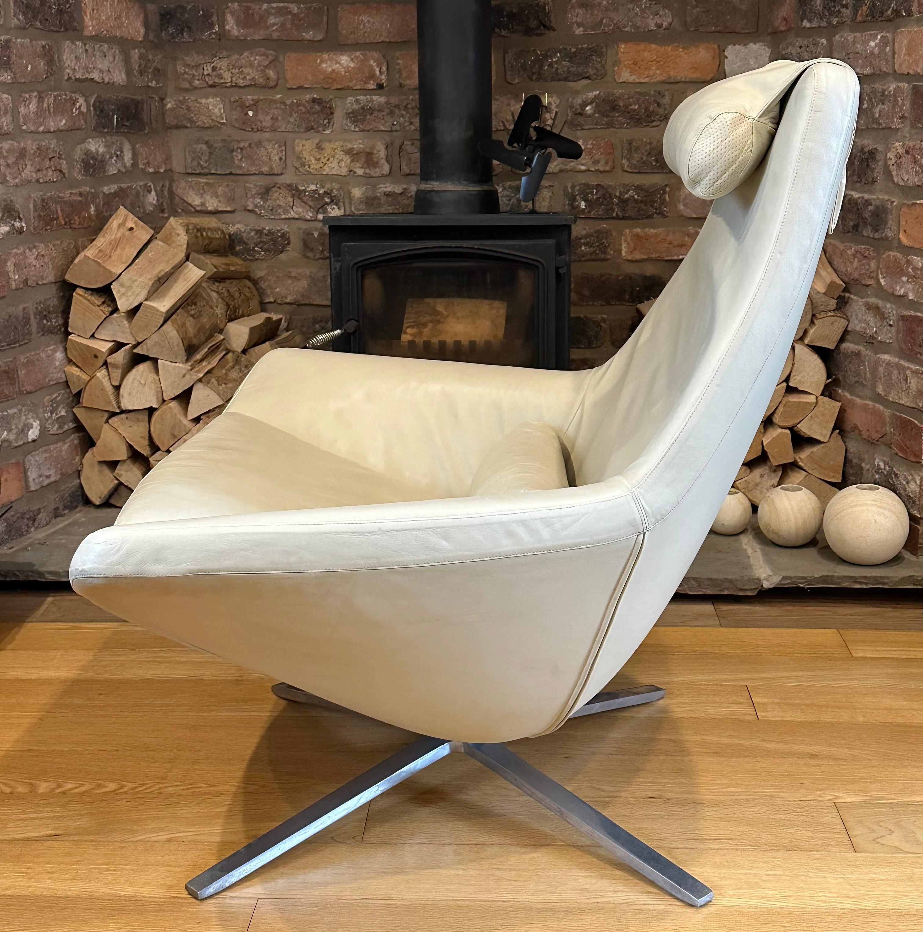 Modern B&B Italia Metropolitan Leather Swivel Chair and Ottoman. For Sale
