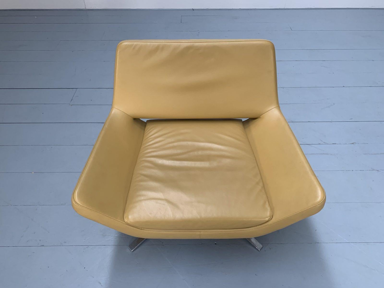 Contemporary B&B Italia “Metropolitan ME84” Armchair In Tan “Gamma” Leather 4 Available For Sale