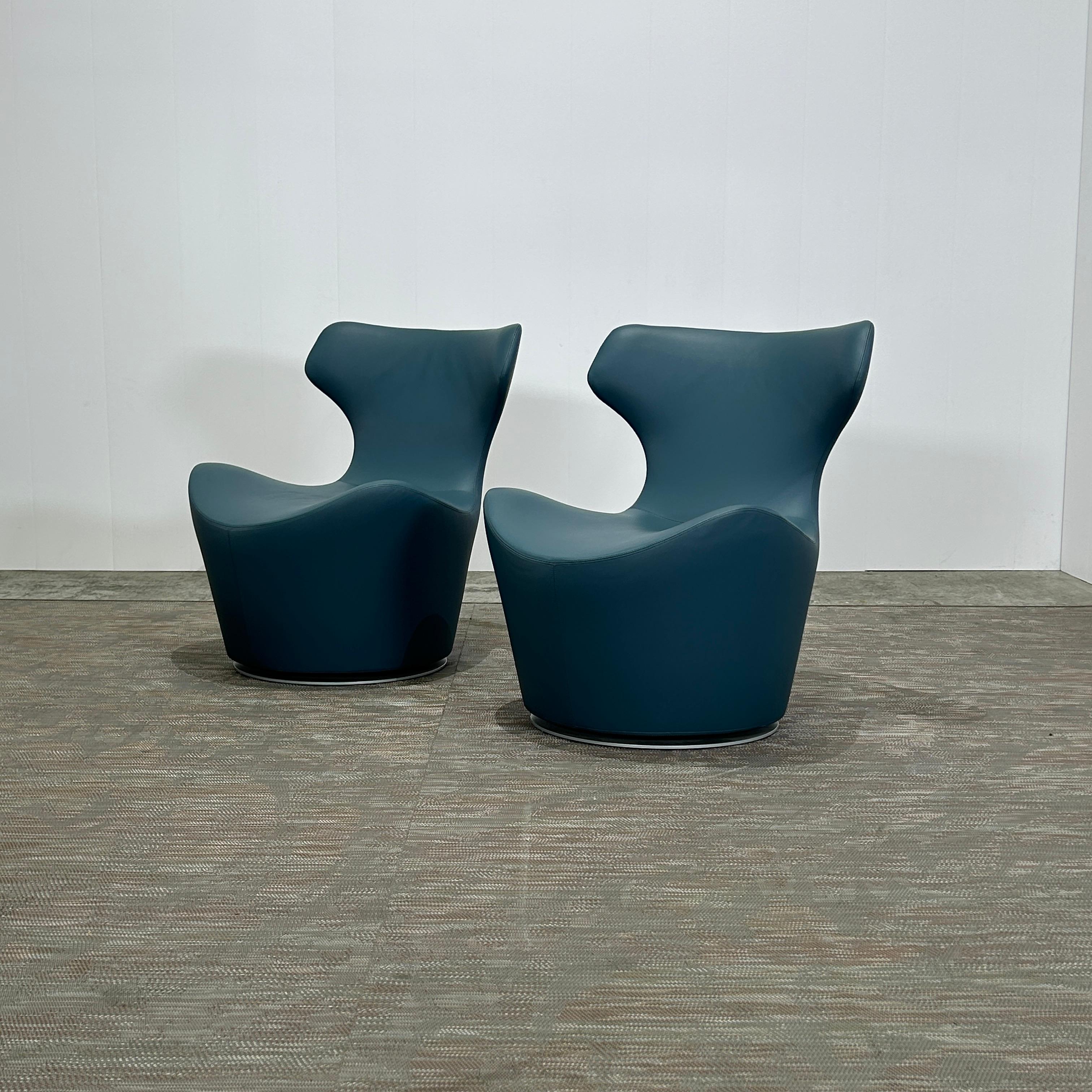 Italian B&B Italia Piccola Papilio Armchairs, Set of Two For Sale