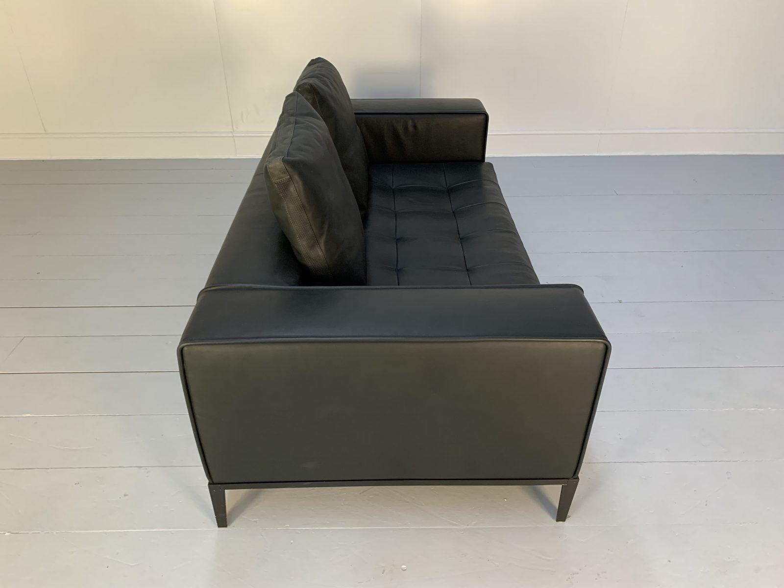 B&B Italia “Simplex ” 2.5-Seat Sofa – In Charcoal “Gamma” Leather For Sale 7