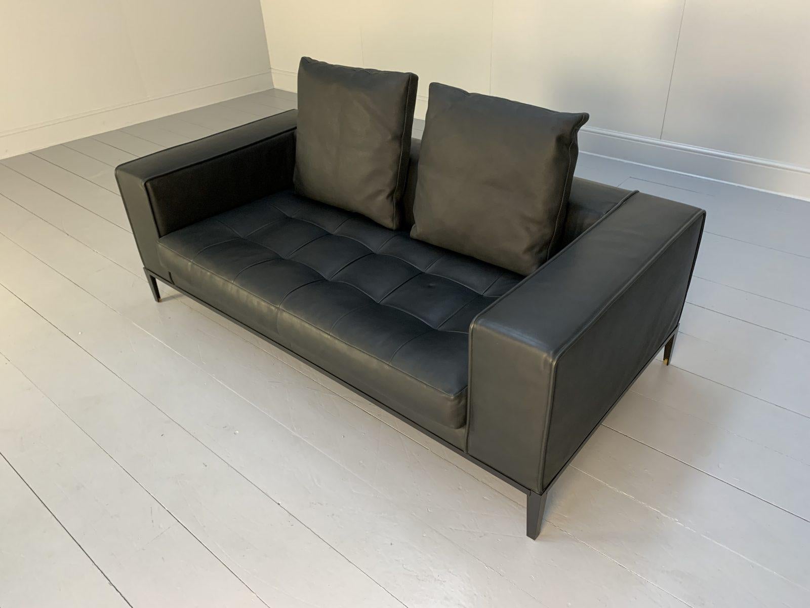 B&B Italia “Simplex ” 2.5-Seat Sofa – In Charcoal “Gamma” Leather For Sale 1