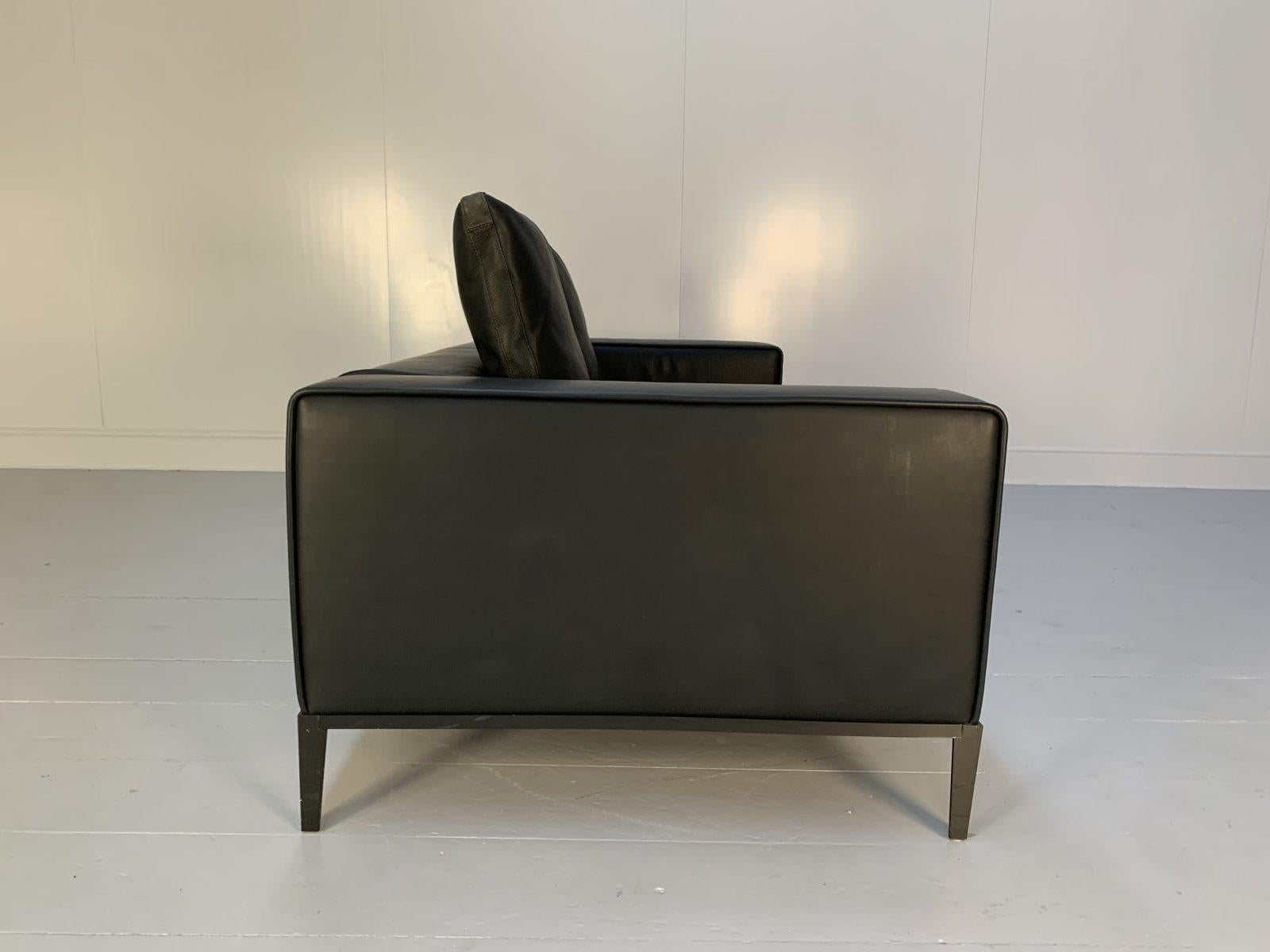B&B Italia “Simplex ” 2.5-Seat Sofa – In Charcoal “Gamma” Leather For Sale 4