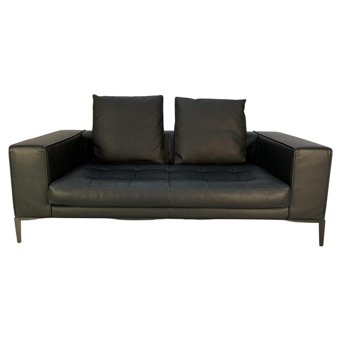B&B Italia “Simplex ” 2.5-Seat Sofa – In Charcoal “Gamma” Leather For Sale
