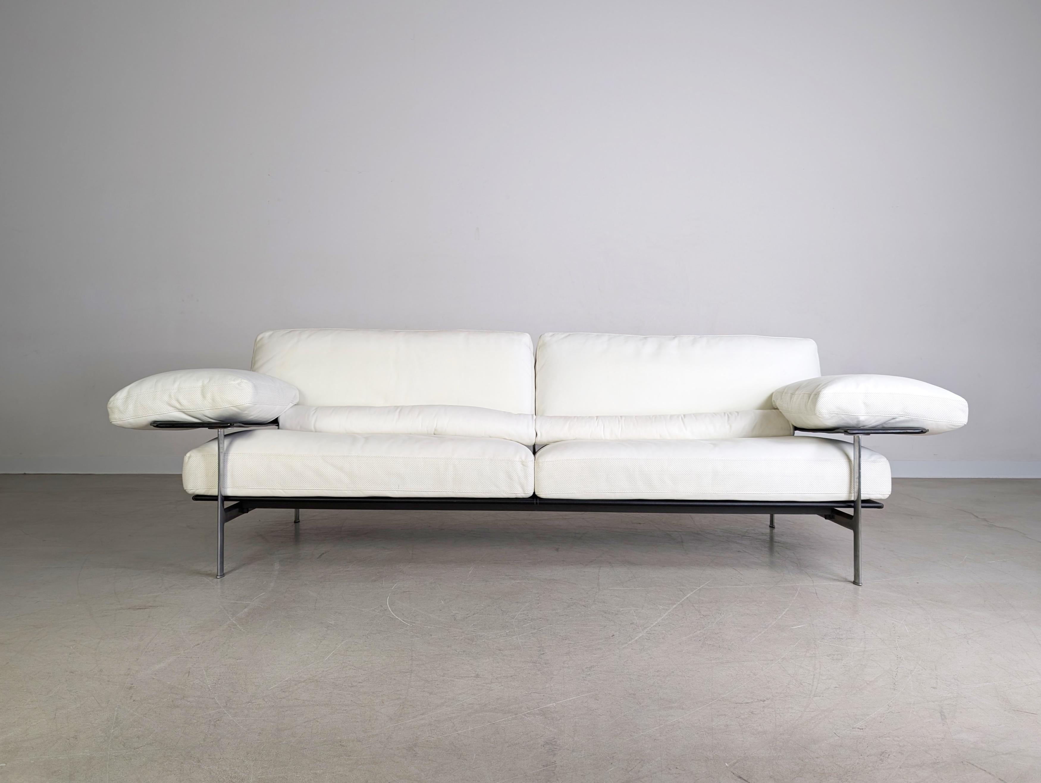 Postmoderne B&B Italia Sofa Diesis Leder weiß Couch Antonio Citterio Paolo Nava en vente