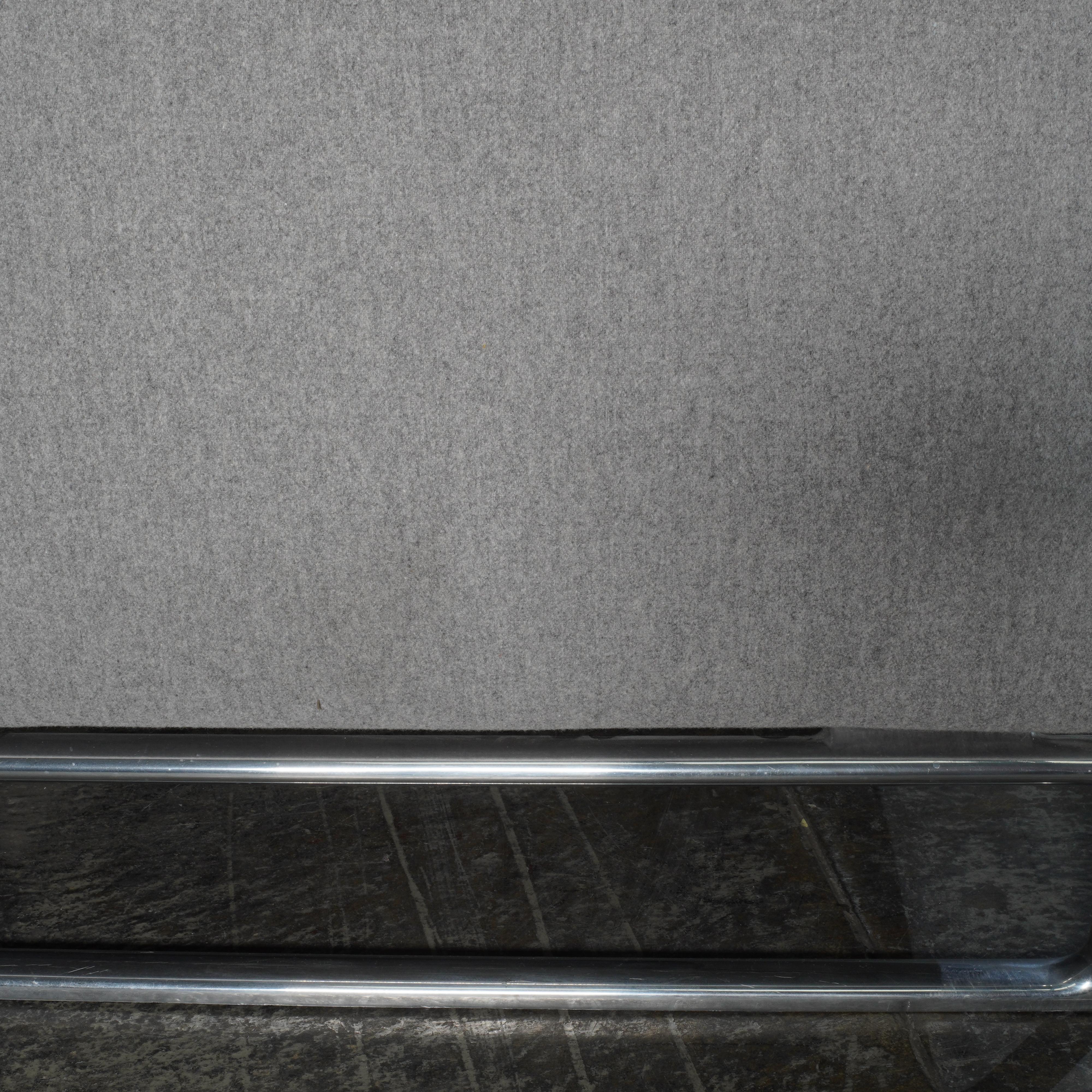 B&B Italia Solo fauteuil gris 4