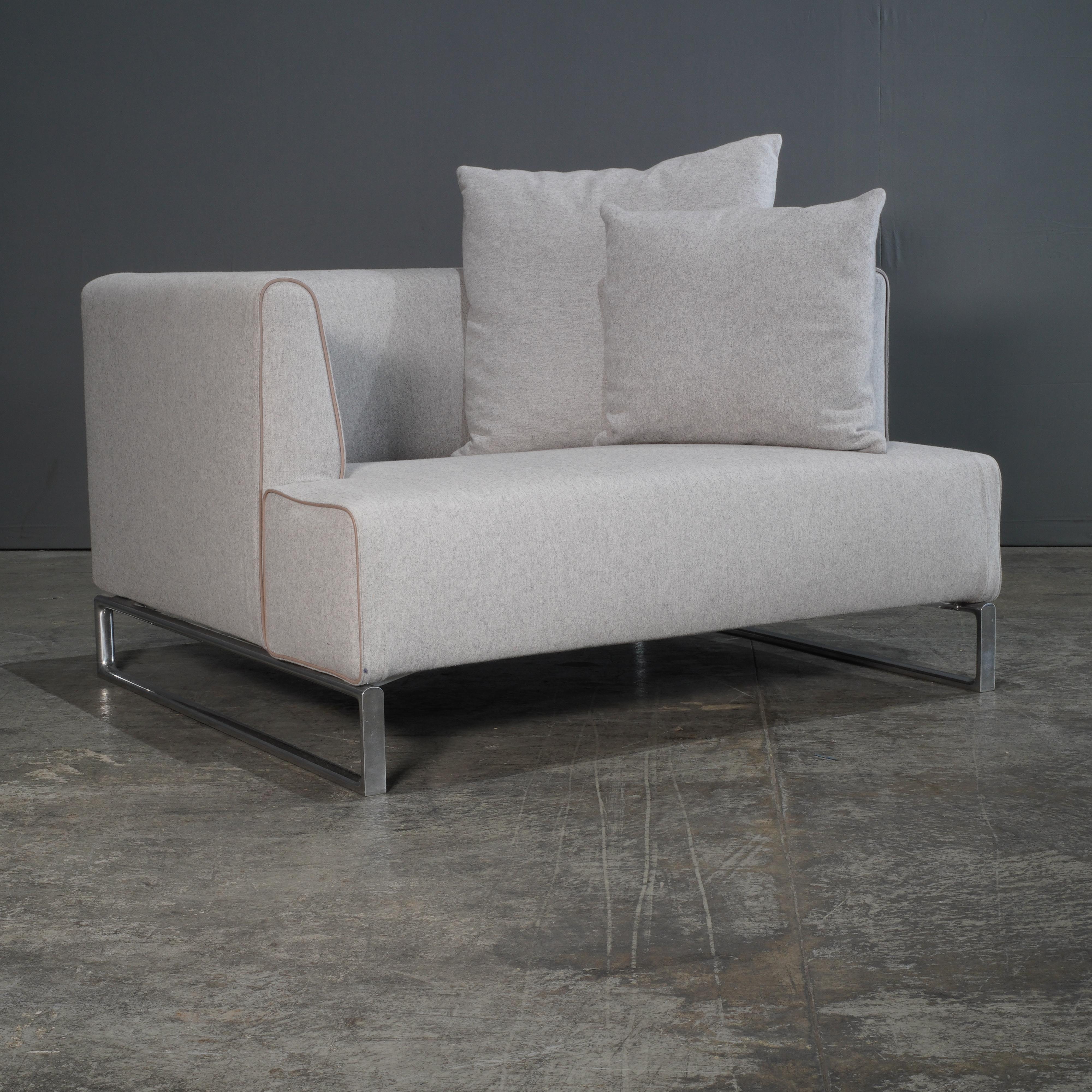 B&B Italia Solo fauteuil gris Bon état à Basildon, London