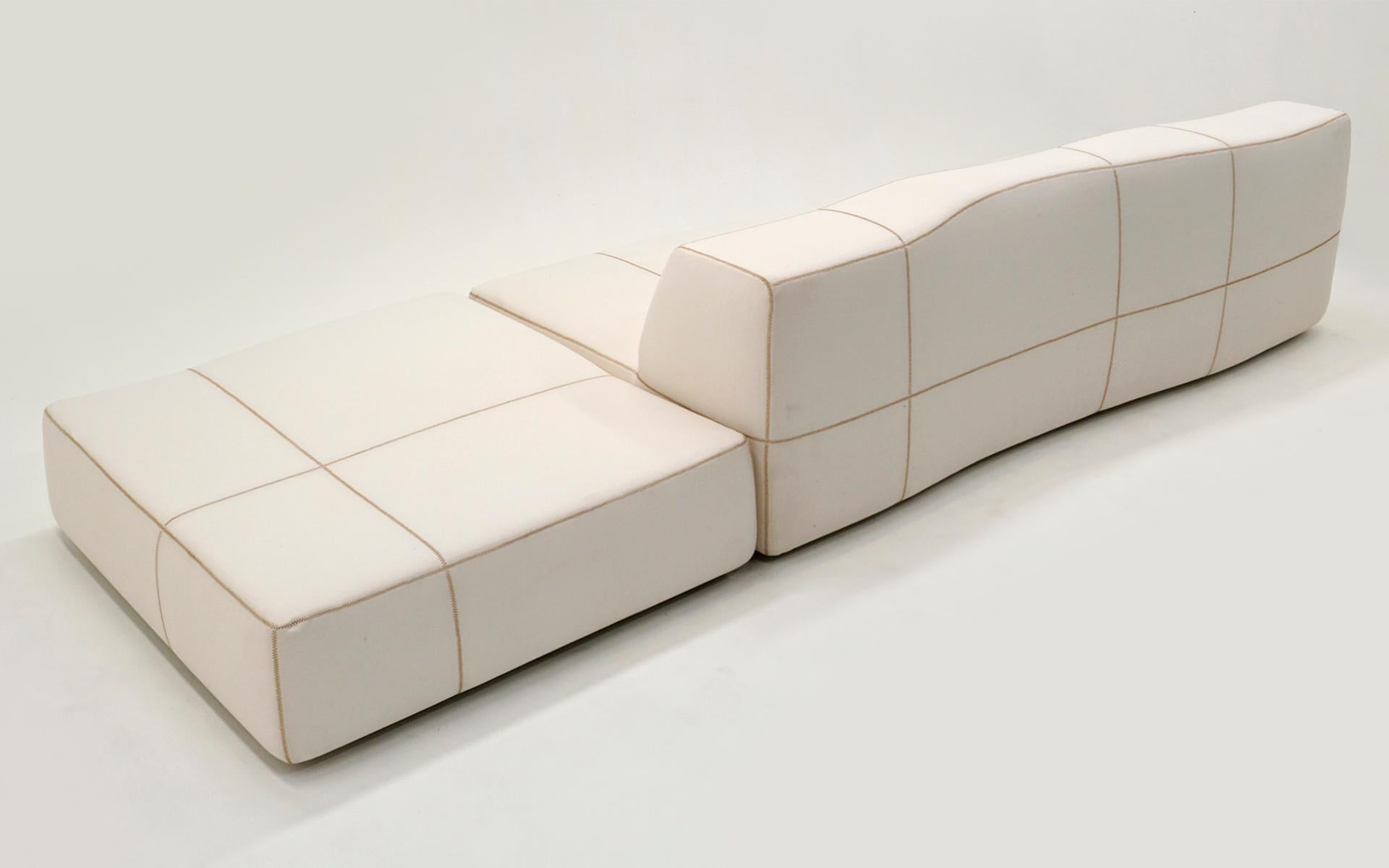 B&B Italia Zweiteiliges Sofa „Bend“ von Patricia Urquiola, 2010 in Weiß, signiert im Angebot 8