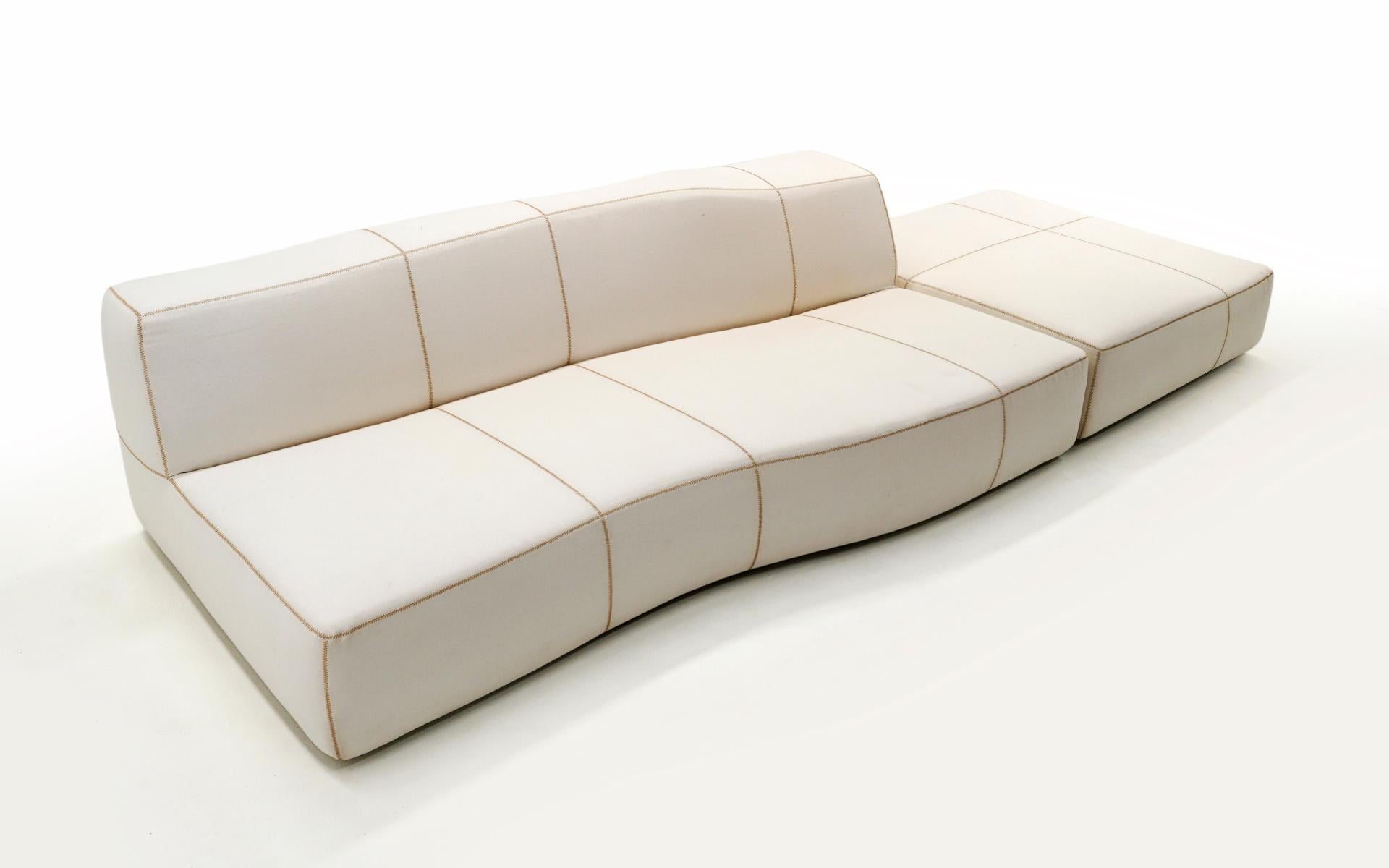 B&B Italia Zweiteiliges Sofa „Bend“ von Patricia Urquiola, 2010 in Weiß, signiert (Moderne) im Angebot