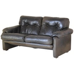 Sofá de piel vintage de B&B Italia por Afra & Tobia Scarpa Designers