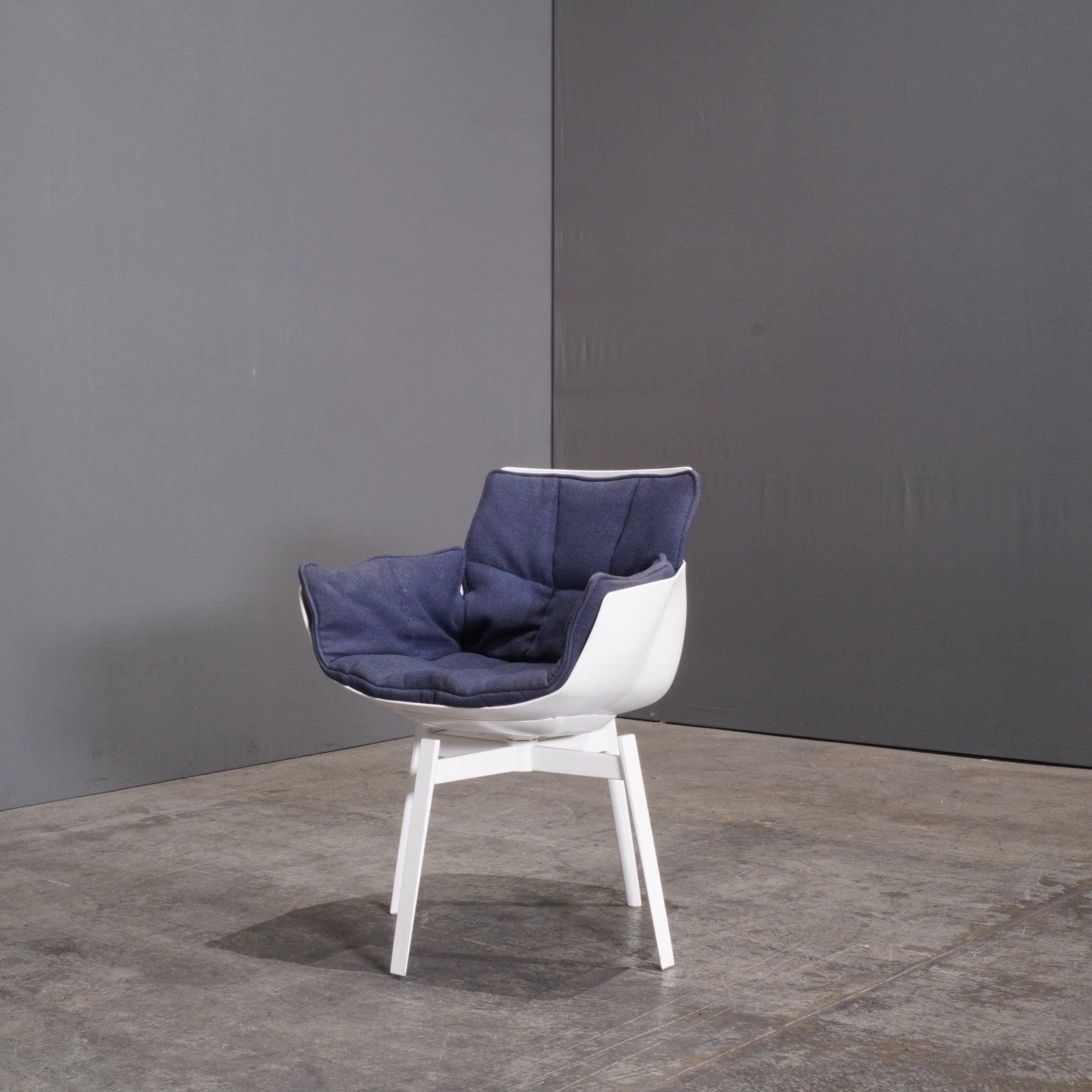 B&B Italia White Swivel Husk Chair by Patricia Urquiola In Good Condition For Sale In Basildon, London