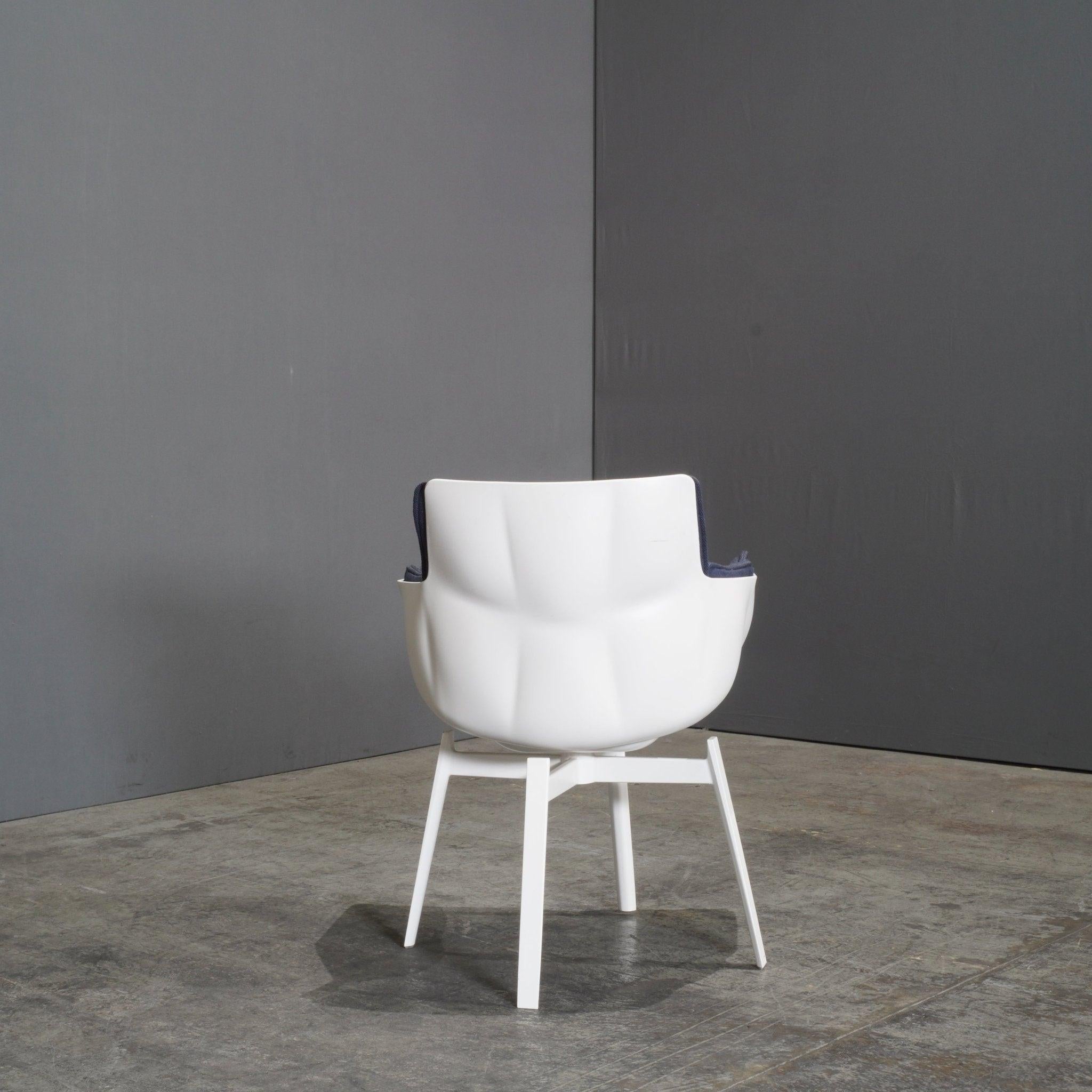 Fabric B&B Italia White Swivel Husk Chair by Patricia Urquiola For Sale