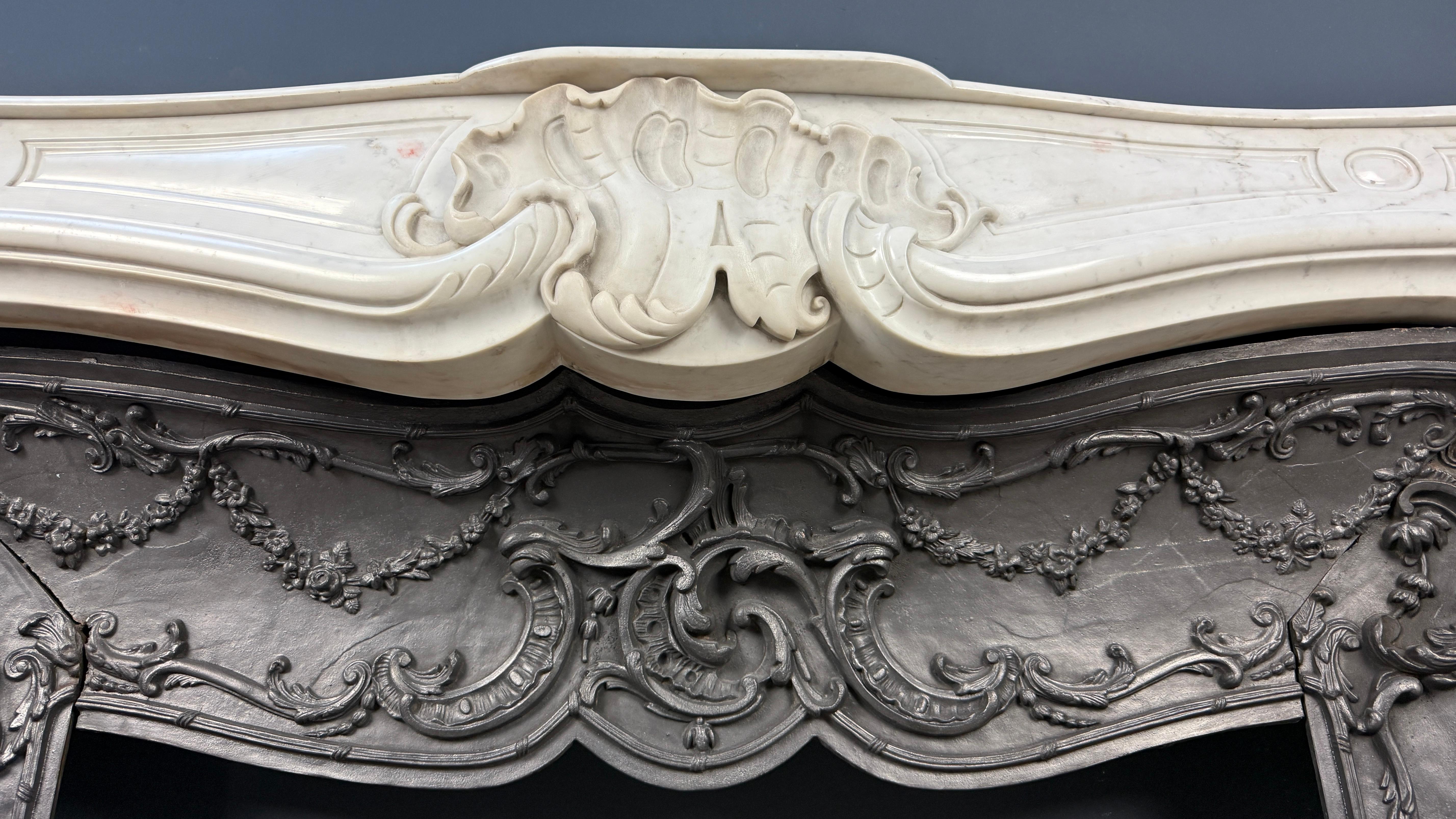 BBeautiful Rich Antique Front Fireplace Surround in Rococo Style For Sale 2