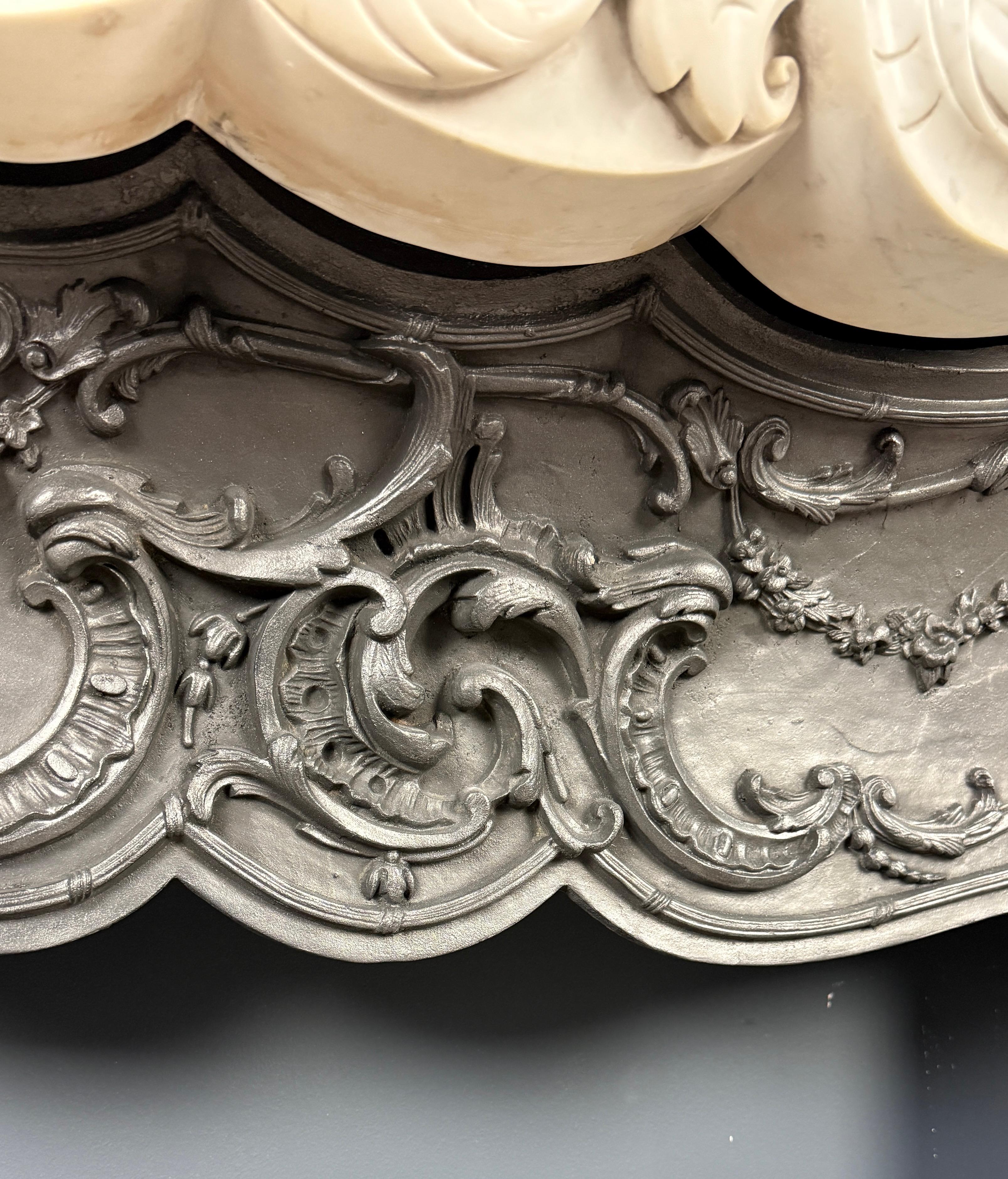 French BBeautiful Rich Antique Front Fireplace Surround in Rococo Style For Sale