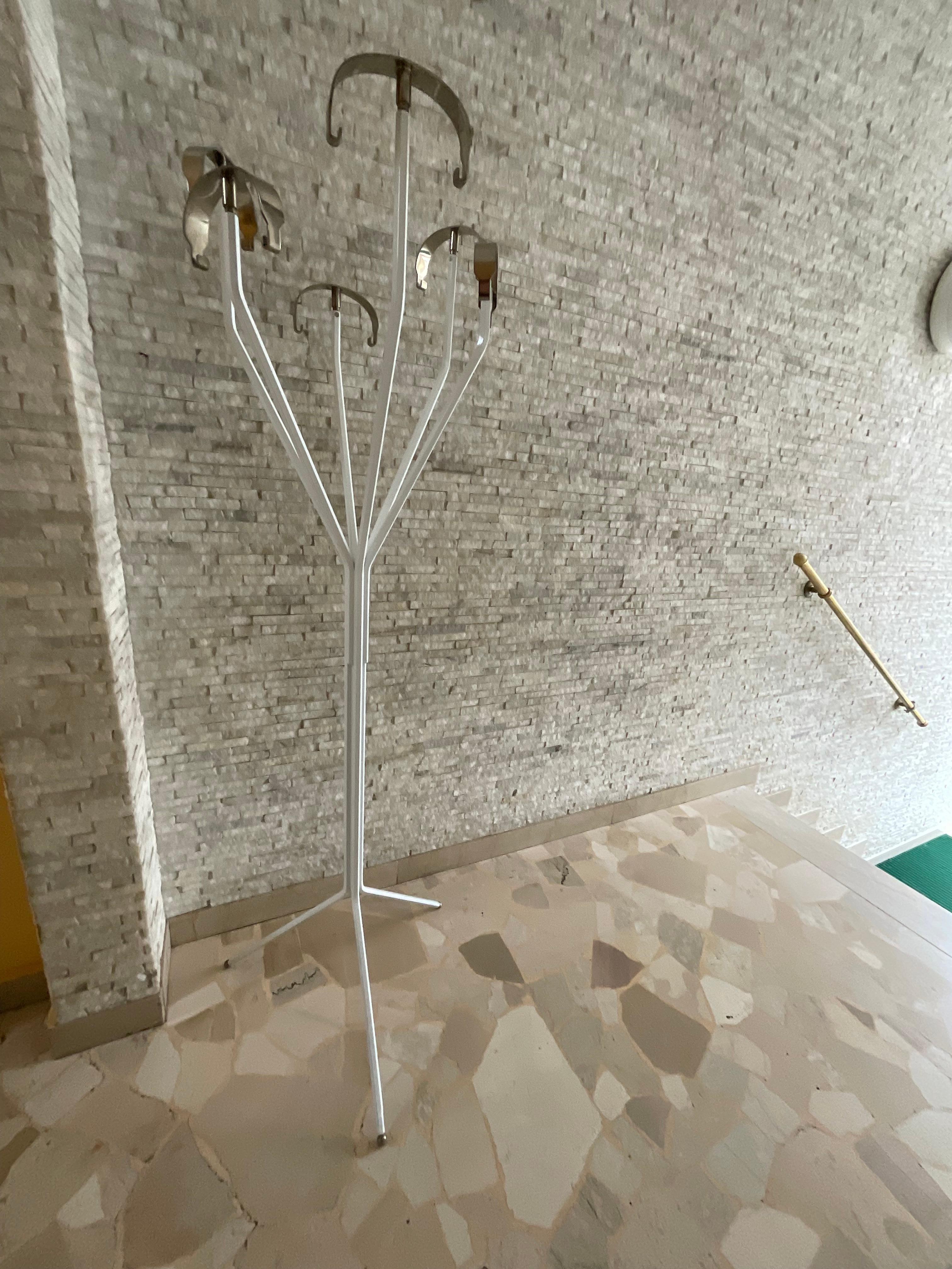 Émaillé BBPR - Appendiabiti modello ERATO - Produzione ARTEMIDE - ITALIA 1960 en vente