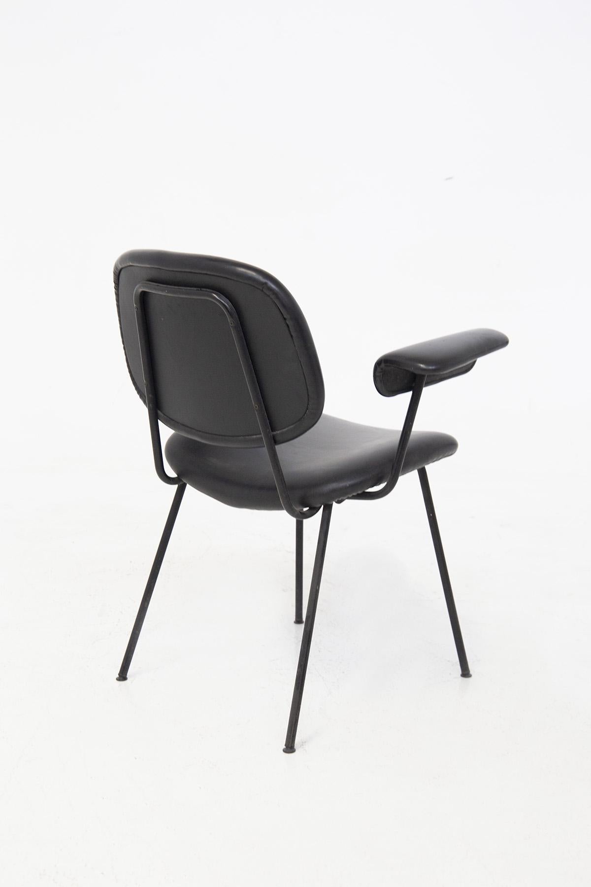 BBPR Office Chairs for Olivetti in Black Leather In Good Condition In Milano, IT