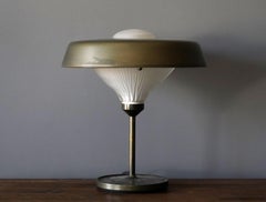 Bbpr, Lampada da tavolo "Ro", Metallo patinato, Vetro, Artemide, Italia, 1970