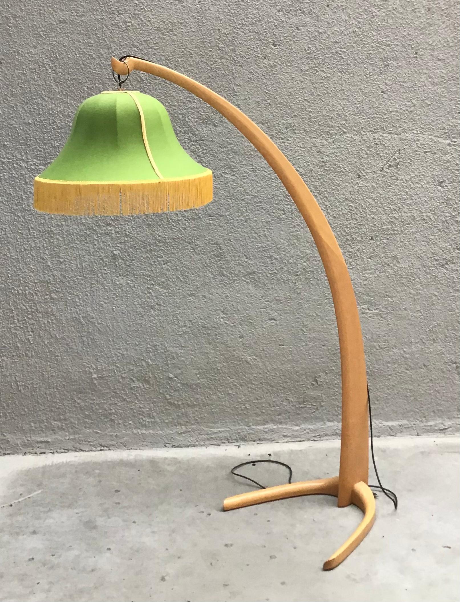 BBPR “Stile” Floor Lamp 1950 Wood Fabric Lampshade 1950 Brass, Italy For Sale 2