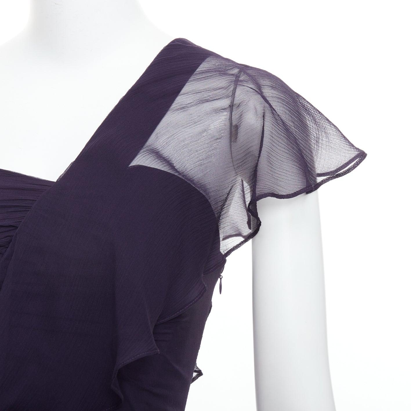 BCBG 100% silk navy asymmetric chiffon drape flutter dress US0 S
Reference: SNKO/A00517
Brand: BCBG
Material: Silk
Color: Navy
Pattern: Solid
Closure: Zip
Lining: Purple Fabric
Extra Details: 
