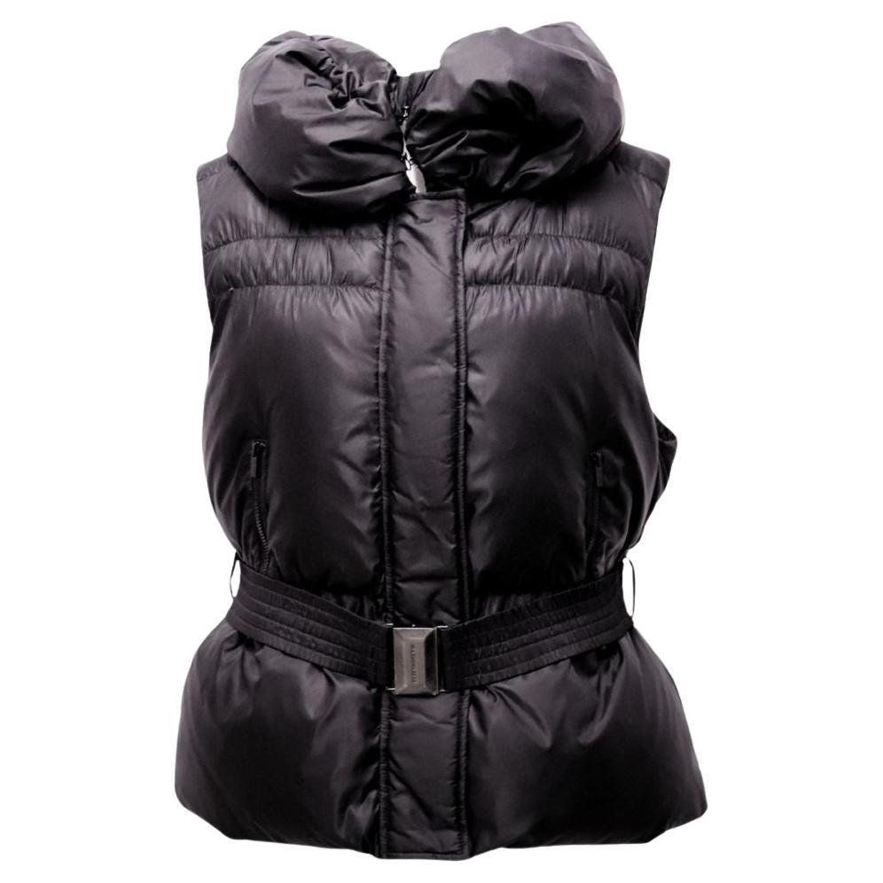 BCBG Max Azria Gilet bouffant noir avec ceinture et col montant - L en vente