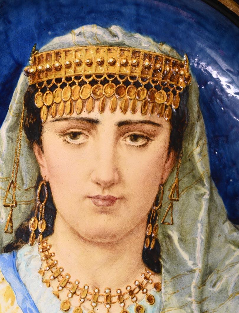 Mauresque I. B&Cie, Charles POYARD, Félix FLICK, Plat avec portrait d'une femme berbère en vente