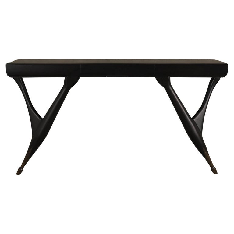 BCW Buttress wall console, Contemporary