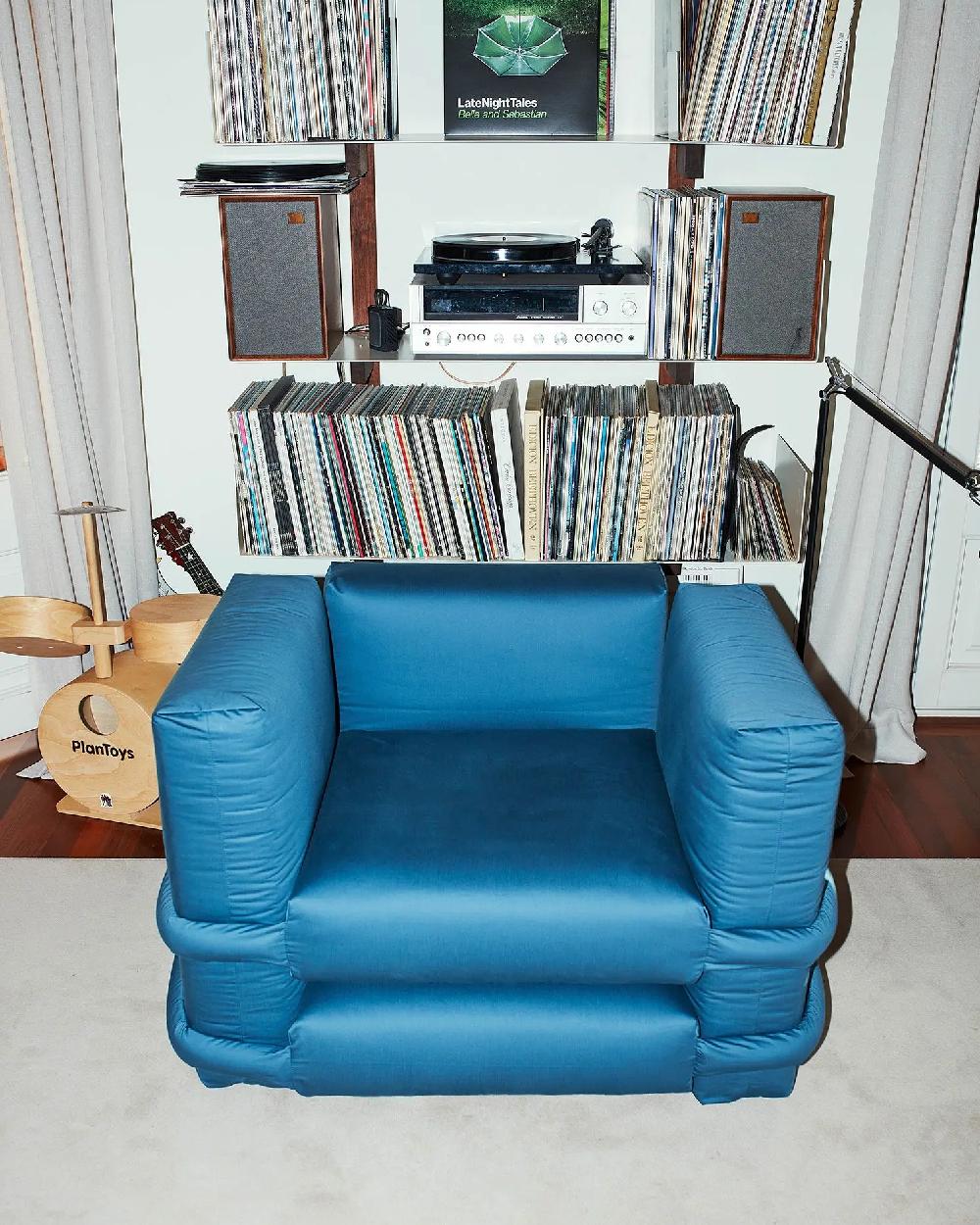 BD Barcelona PILLOW Armchair by Muller Van Severen Neuf - En vente à Brooklyn, NY
