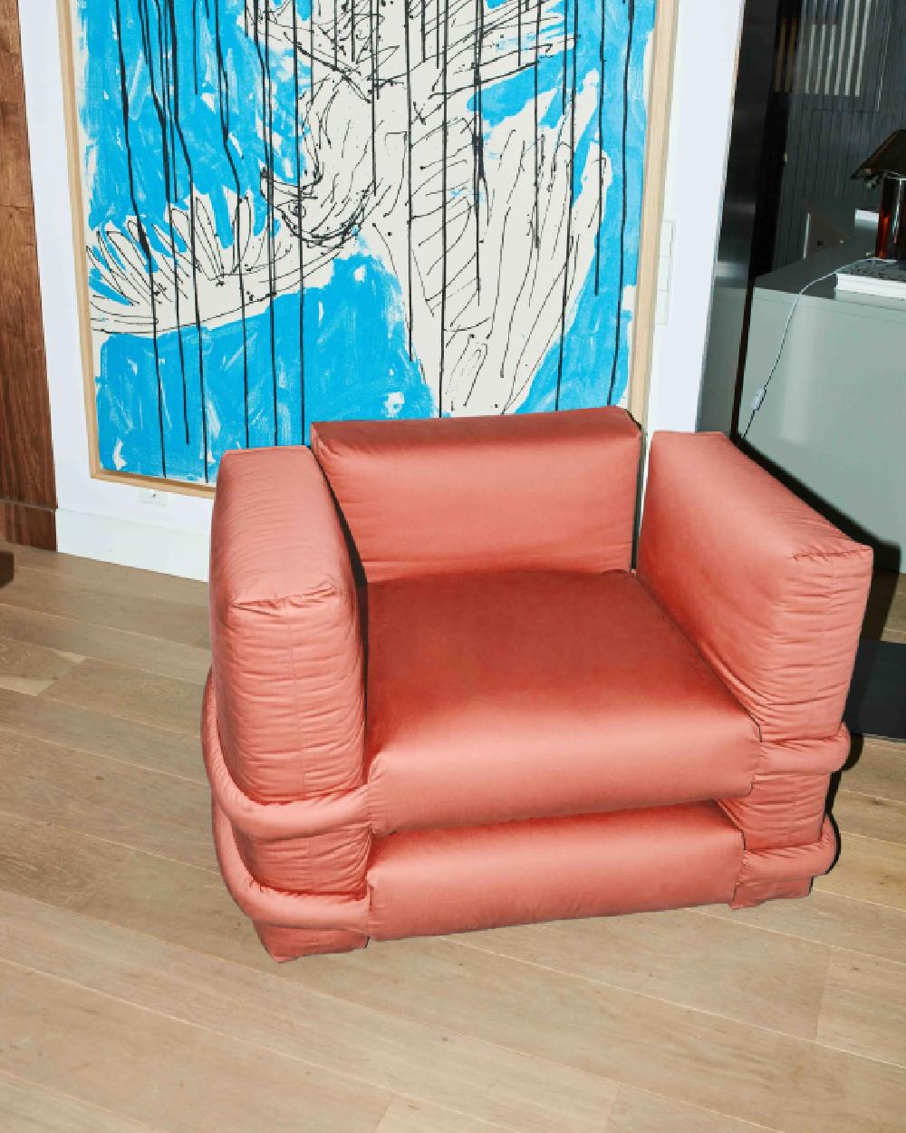 XXIe siècle et contemporain BD Barcelona PILLOW Armchair by Muller Van Severen en vente