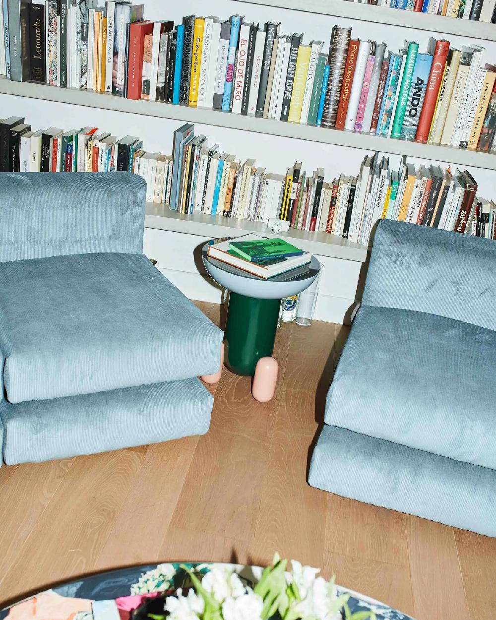Divano BD Barcelona PILLOW in velluto a coste di Muller Van Severen in vendita 13