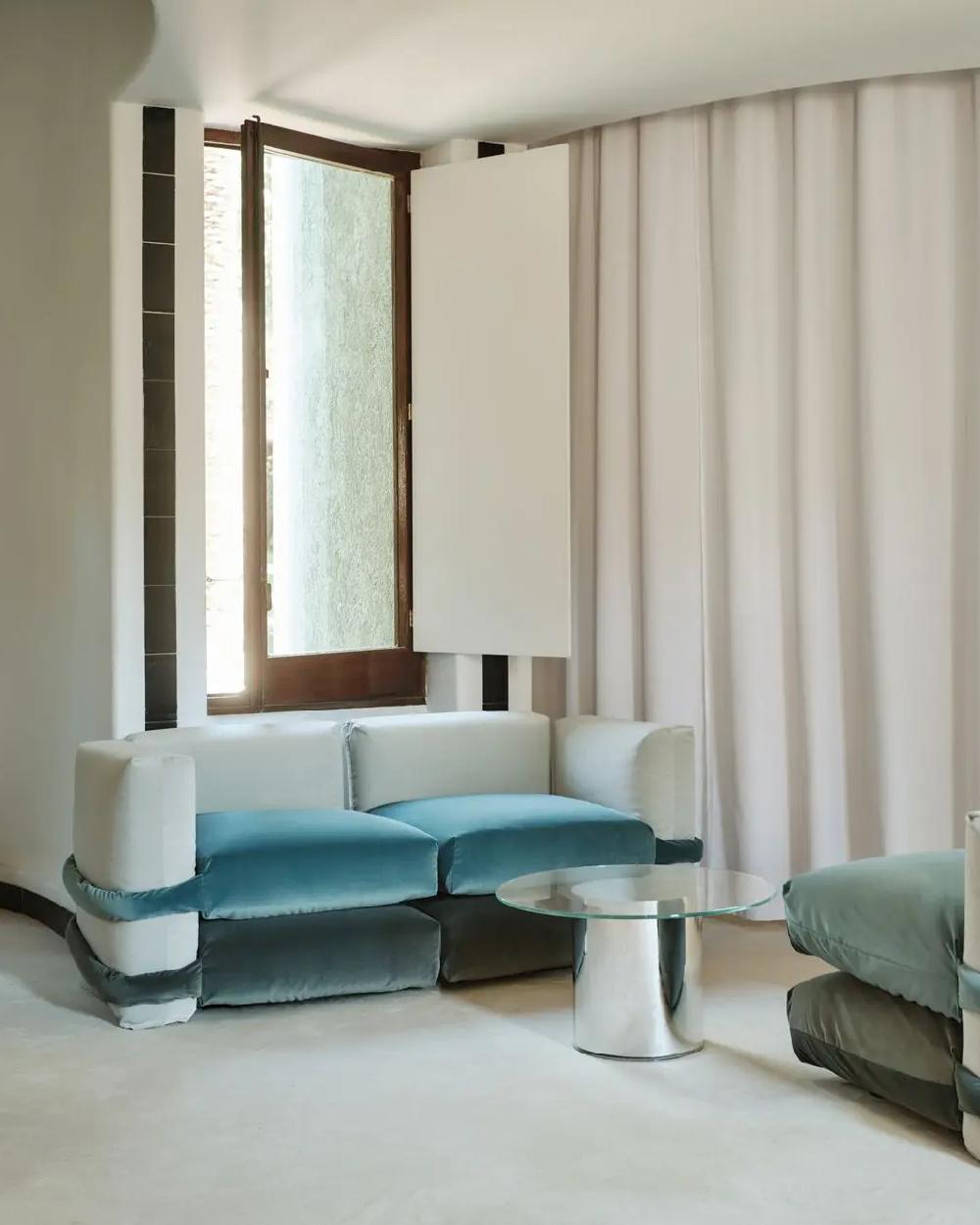 Espagnol Canapé Pillow Barcelona en velours par Muller Van Severen - Deux sections modulaires en vente