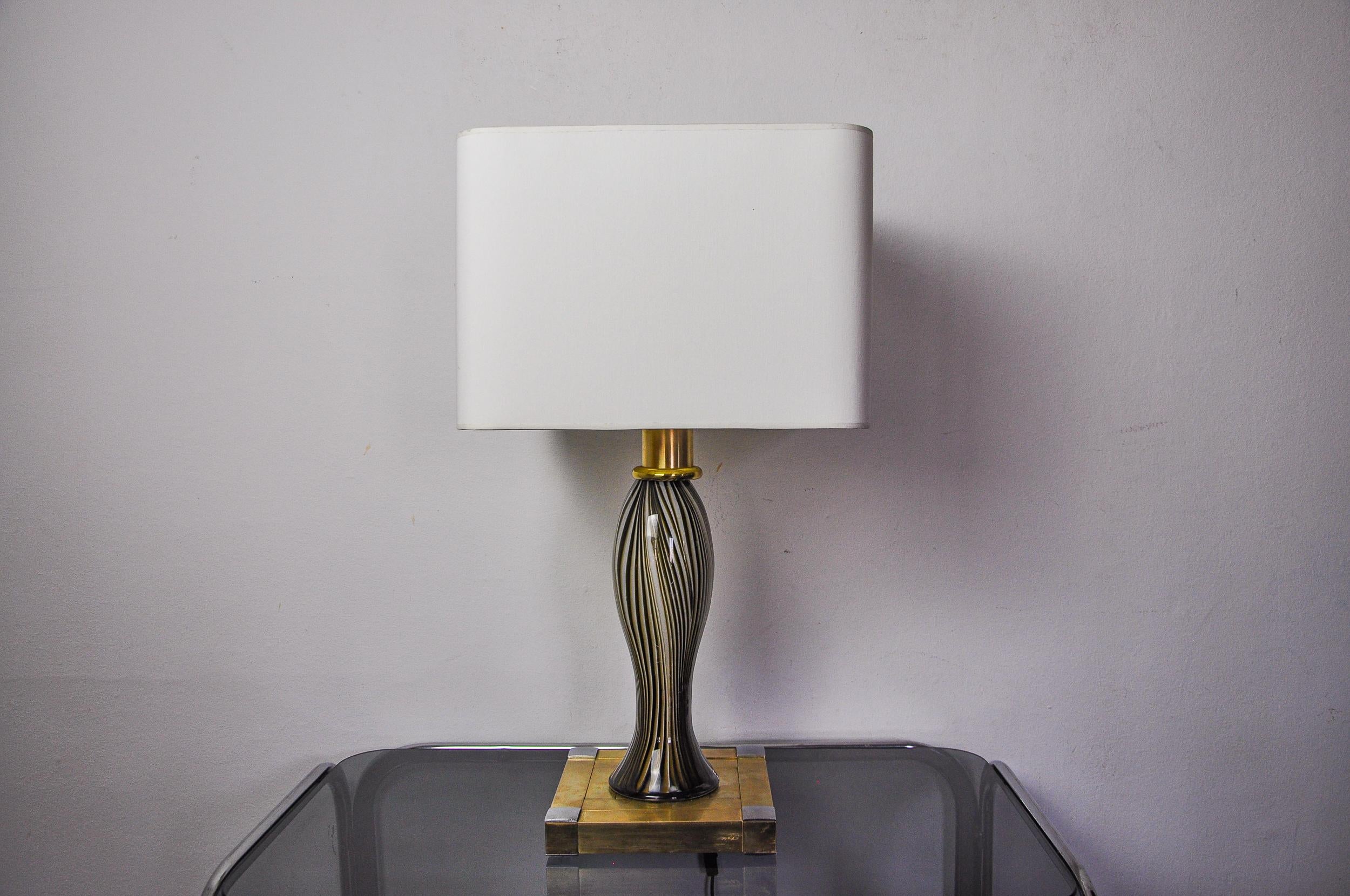 italien Lampe de table Bd Lumica, verre de Murano et laiton, Italie, 1970 en vente