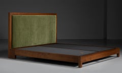 BDDW Cal King Bed, America 21st century