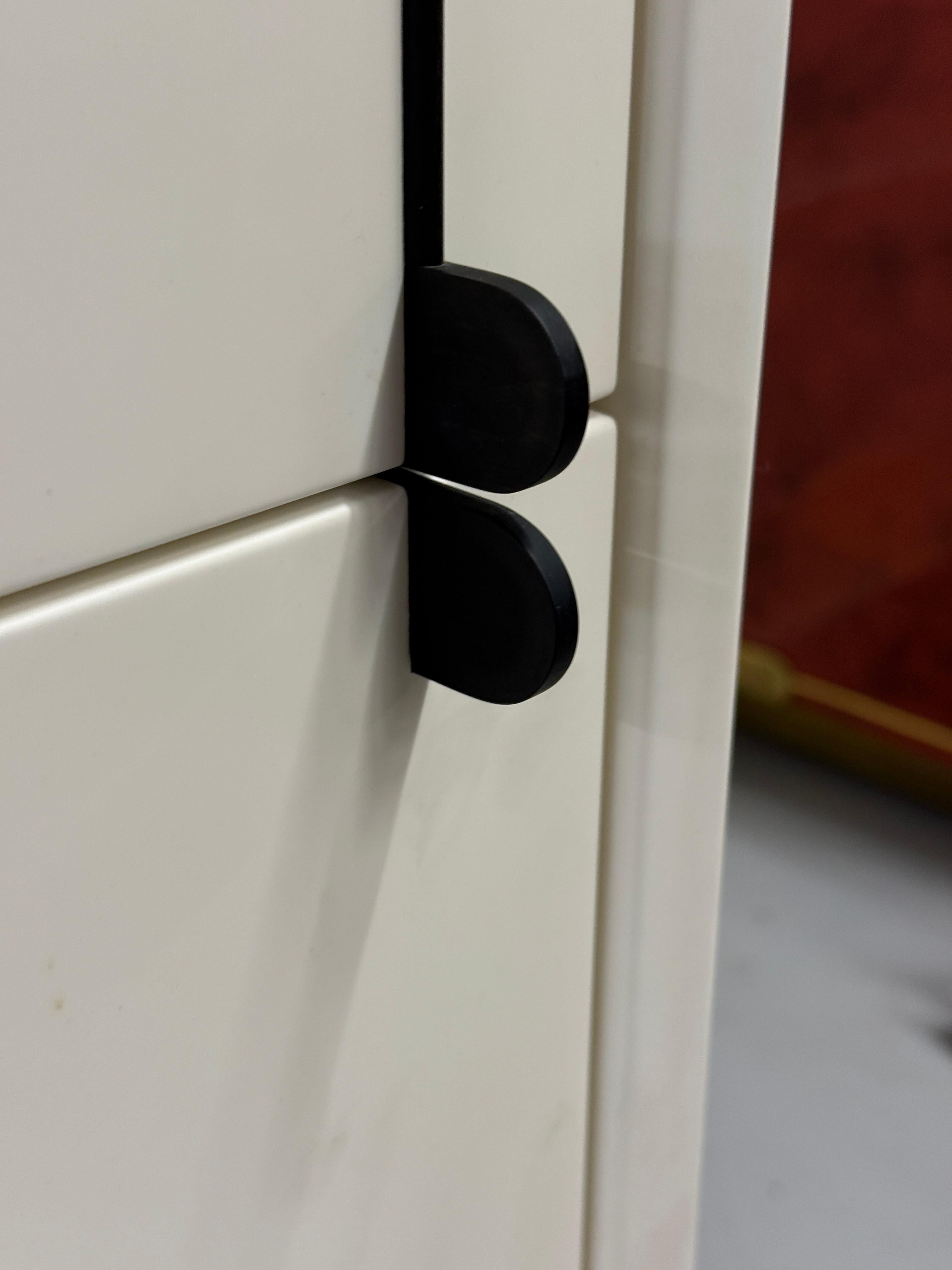 Fatto a mano BDDW Lake Credenza White Lacquer Ebonized Hardware Walnut Interiors in vendita