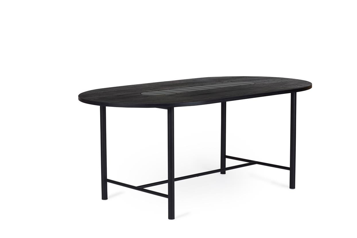 Postmoderne Table de salle à manger Be My Guest 180 en chêne noir avec carreaux doux noirs de Warm Nordic en vente
