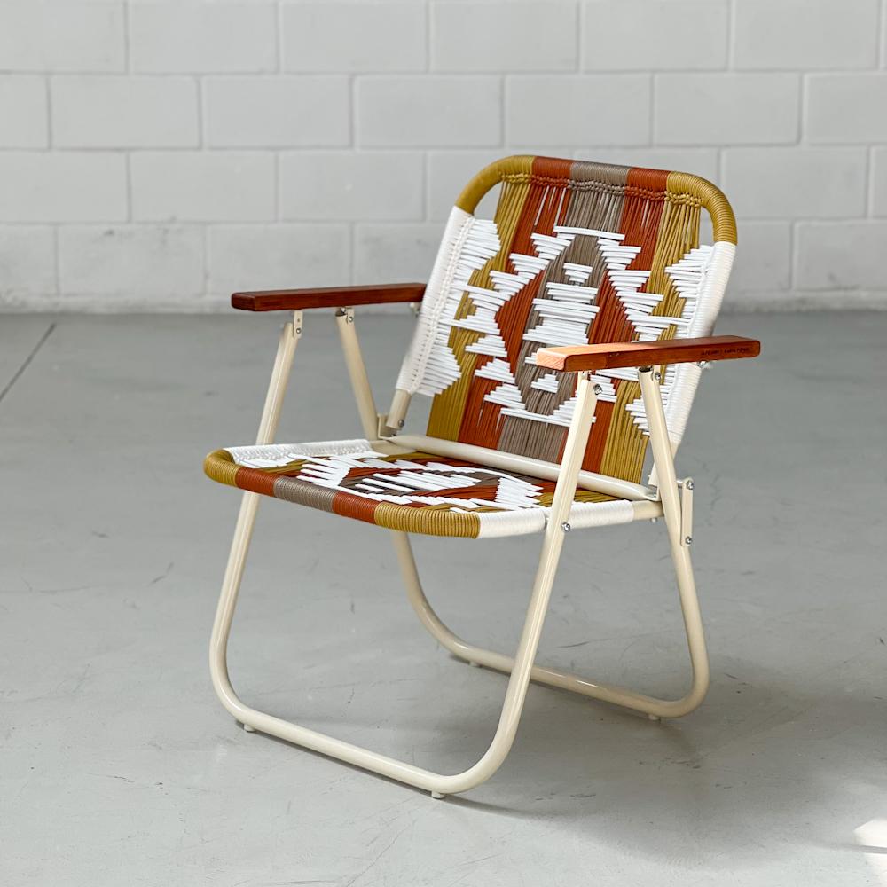 - Trama Tapeta 1 - main color: white- secondary colors: mustard, ocher, champagne.
- structure color: duna

beach chair, country chair, garden chair, lawn chair, camping chair, folding chair, stylish chair, funky chair, armchair

DENGÔ -
A handmade