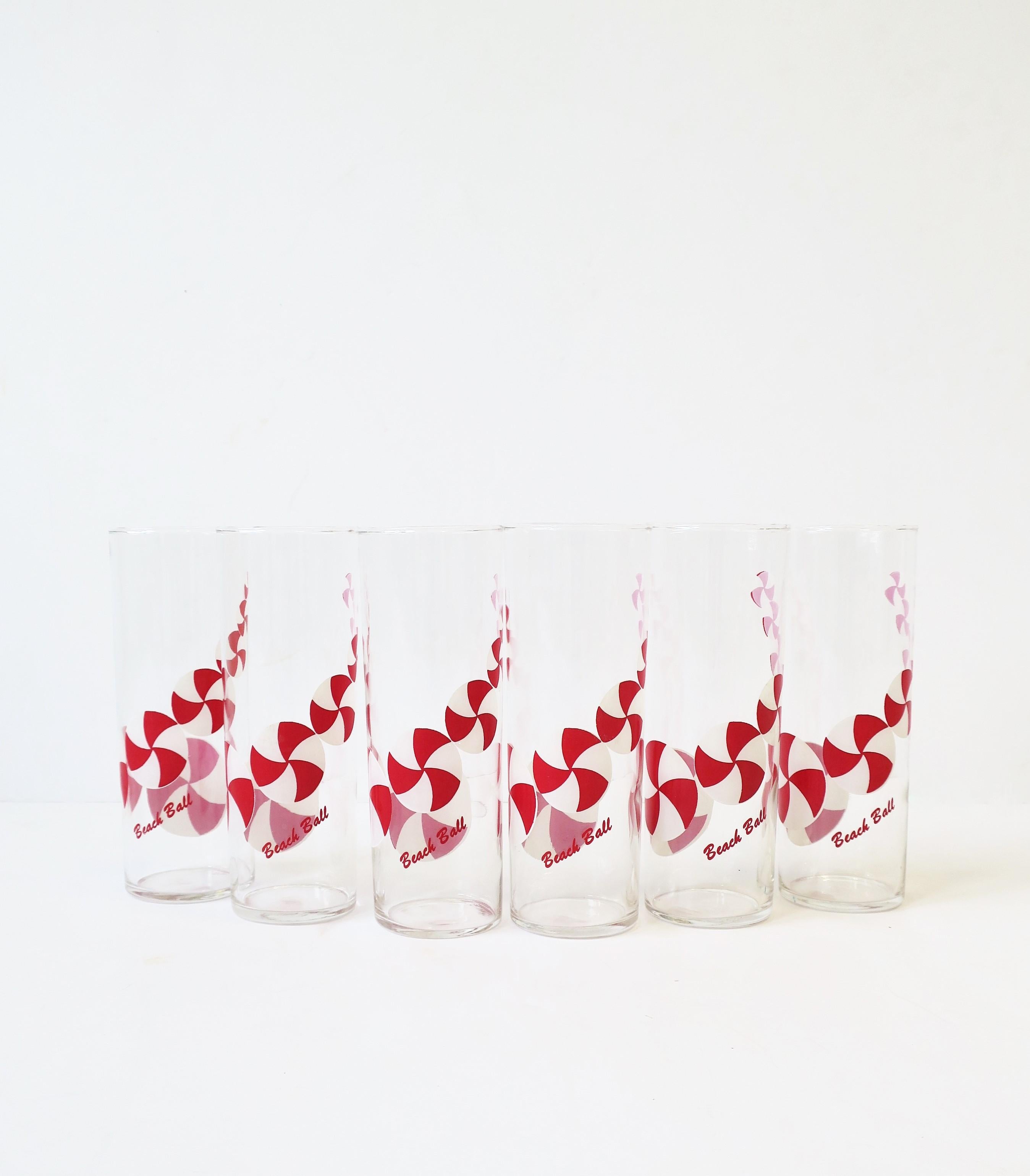 Summer Cocktail Highball Glasses with Beach Ball Design in Red & White, 1930s In Good Condition For Sale In New York, NY