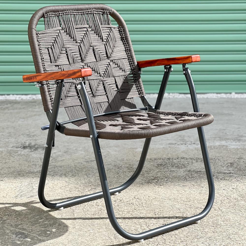 - Trama 10 - main color: cedar - secondary colors: cedar.
- structure color: chumbo.

beach chair, country chair, garden chair, lawn chair, camping chair, folding chair, stylish chair, funky chair

DENGÔ -
A handmade work, which takes all our love