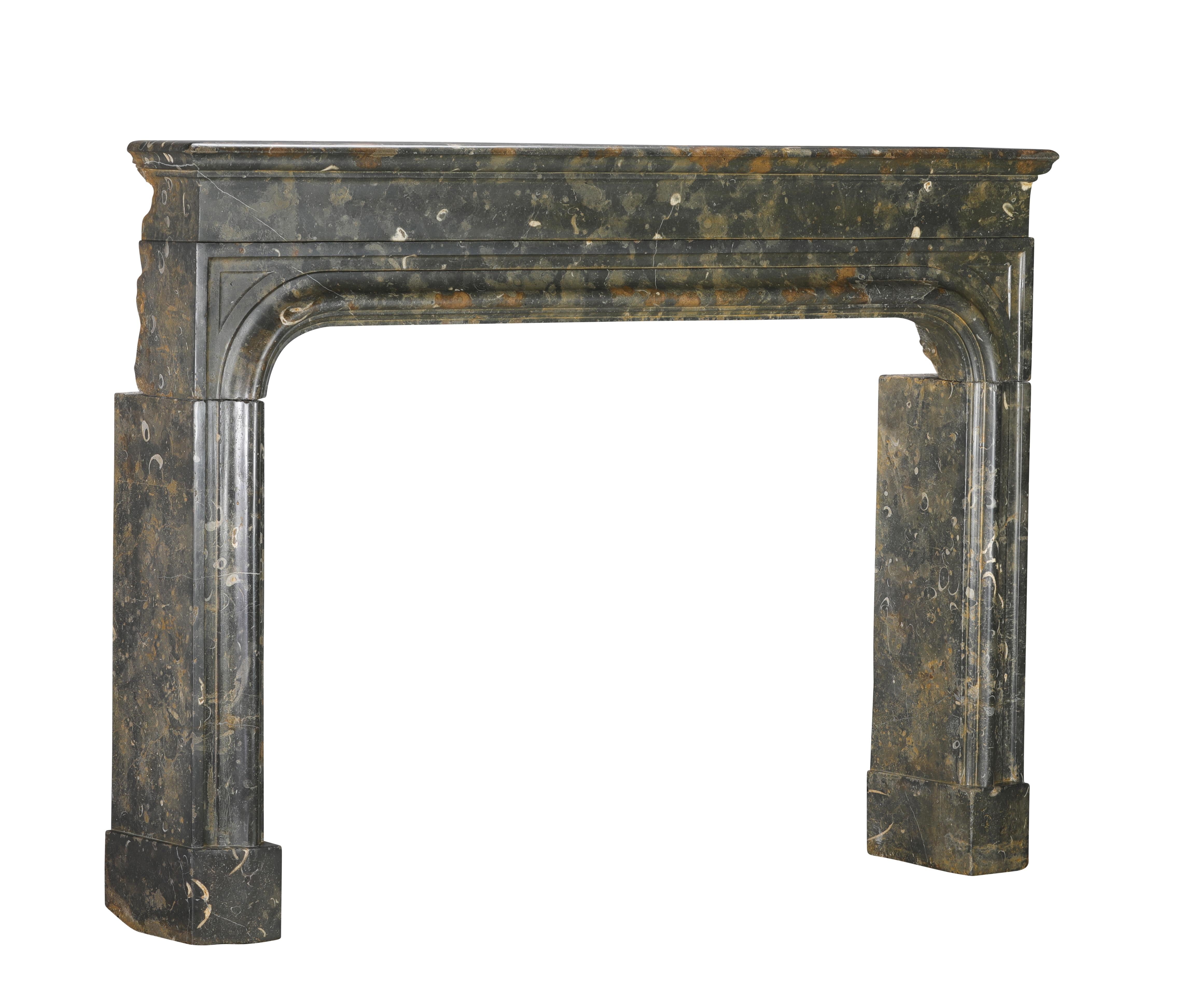 Beach House Fireplace With Shells - Early 17th‑C. - French Excellence For Sale 9
