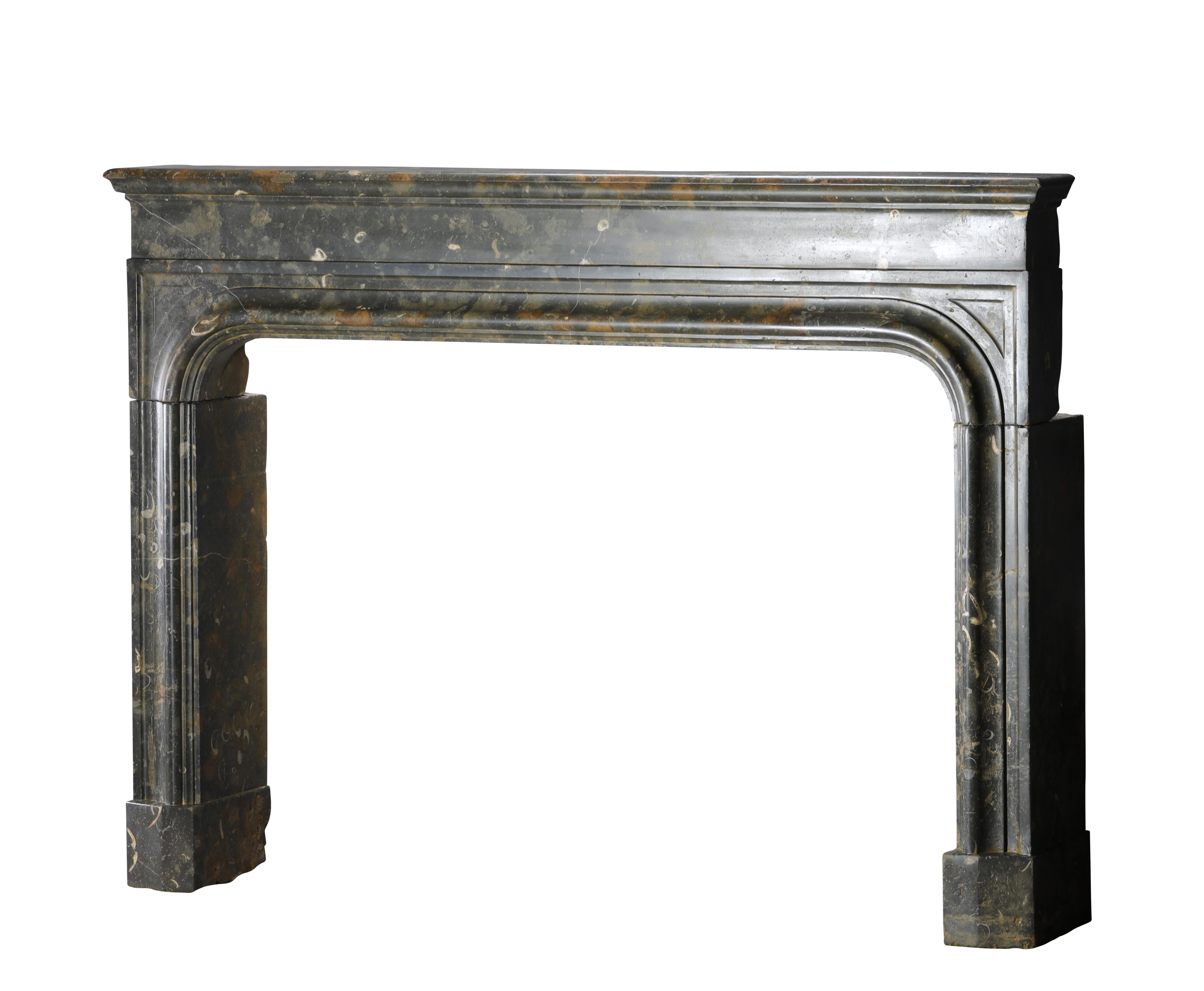 Beach House Fireplace With Shells - Early 17th‑C. - French Excellence For Sale 12