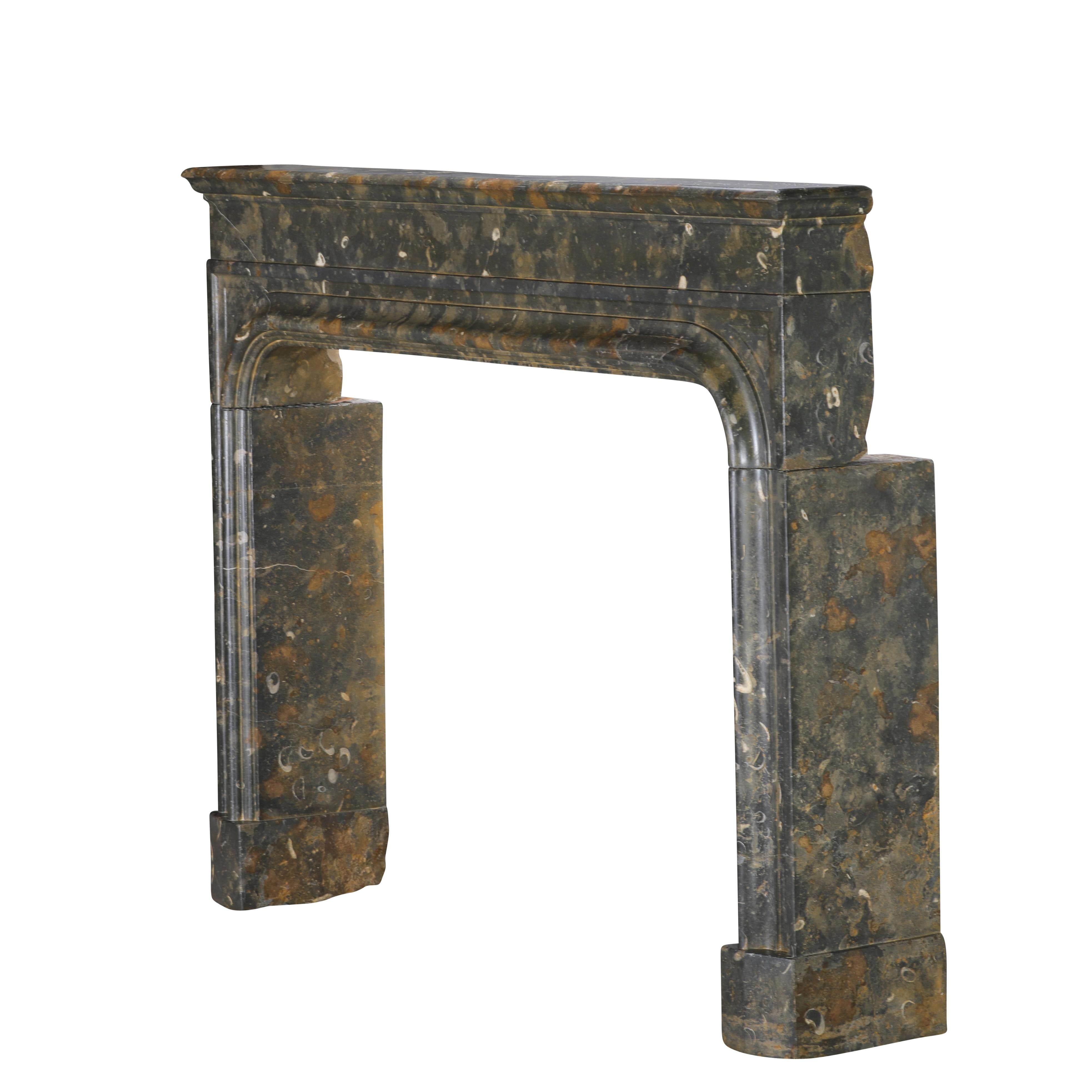 Beach House Fireplace With Shells - Early 17th‑C. - French Excellence For Sale 14