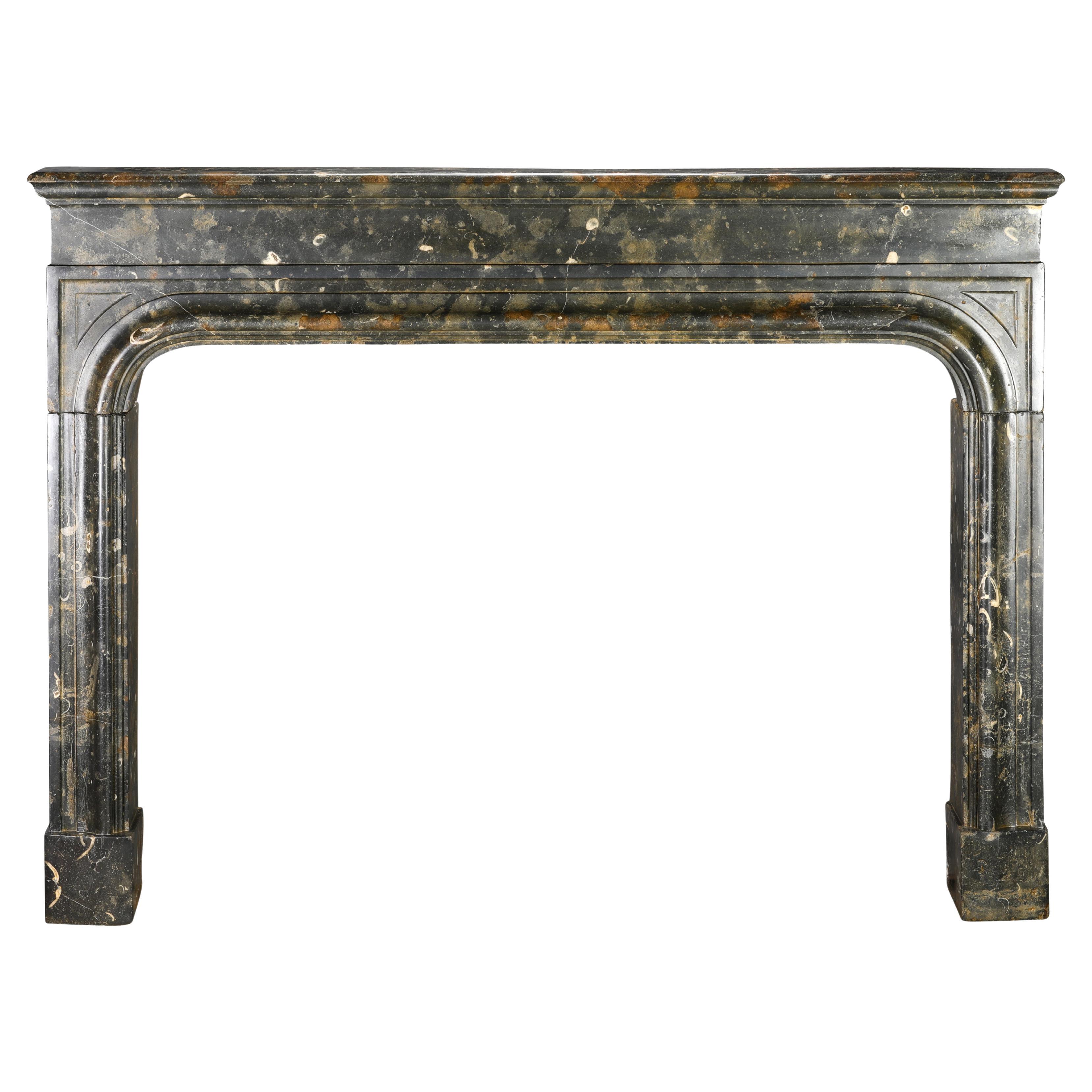 Beach House Fireplace With Shells - Early 17th‑C. - French Excellence For Sale
