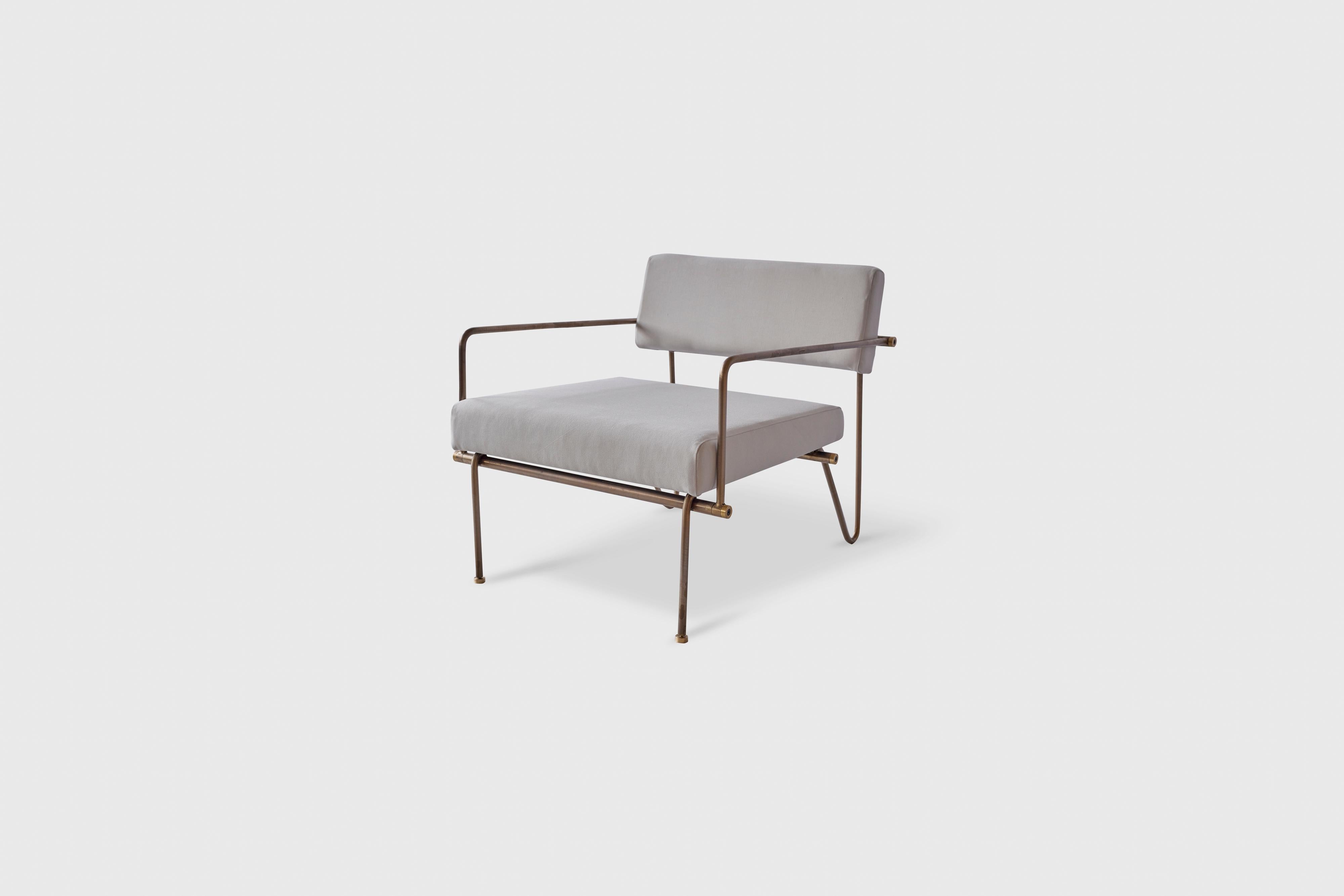 Beachwood loveseat by Atra Design
Dimensions: D 67 x W 67.5 x H 67.8 cm
Materials: steel with golden finish, fabric
Available in leather and fabric seat.

Atra Design
We are Atra, a furniture brand produced by Atra form a mexico city–based