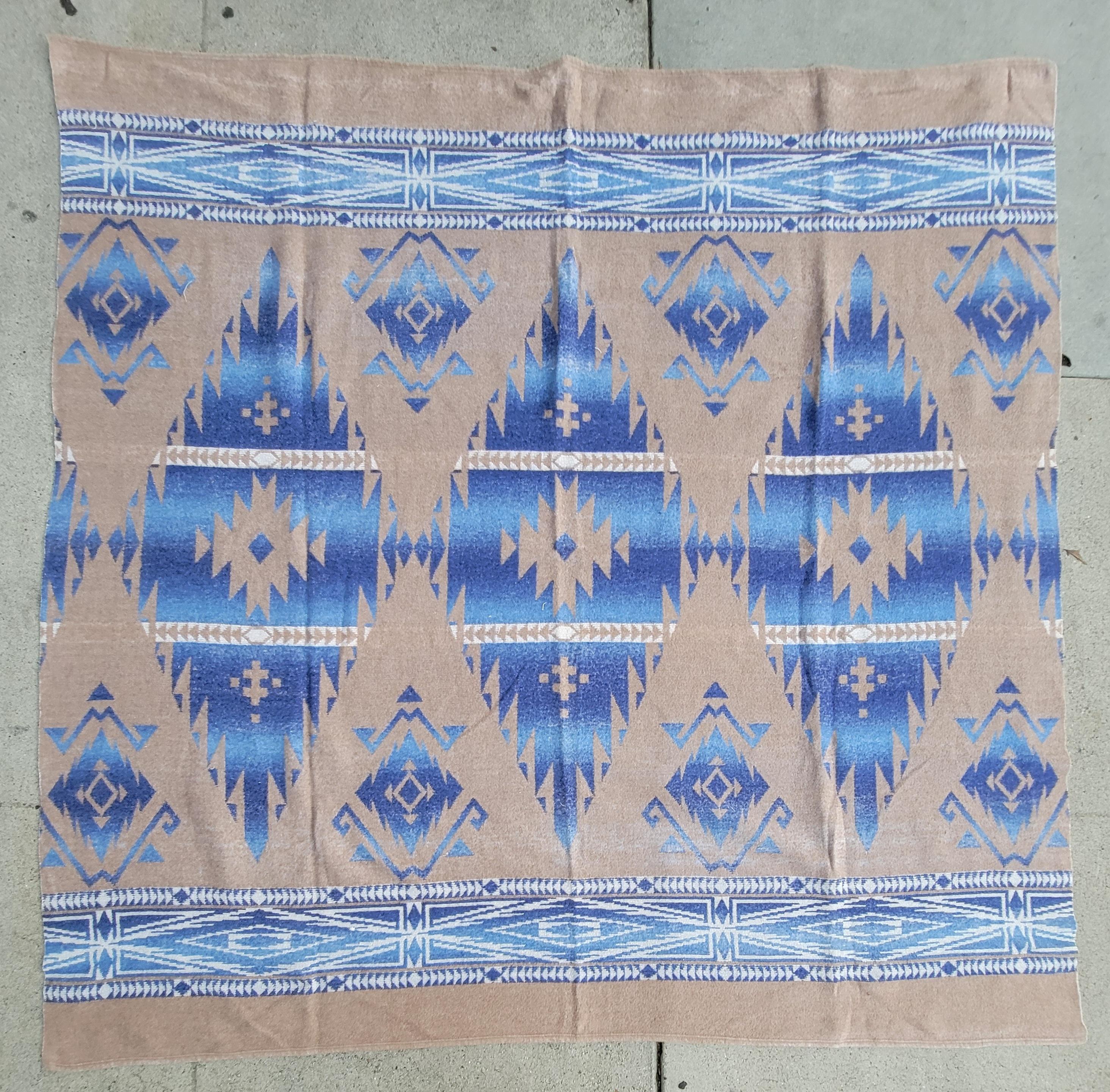 Adirondack Beacon Blanket with Navajo Design For Sale