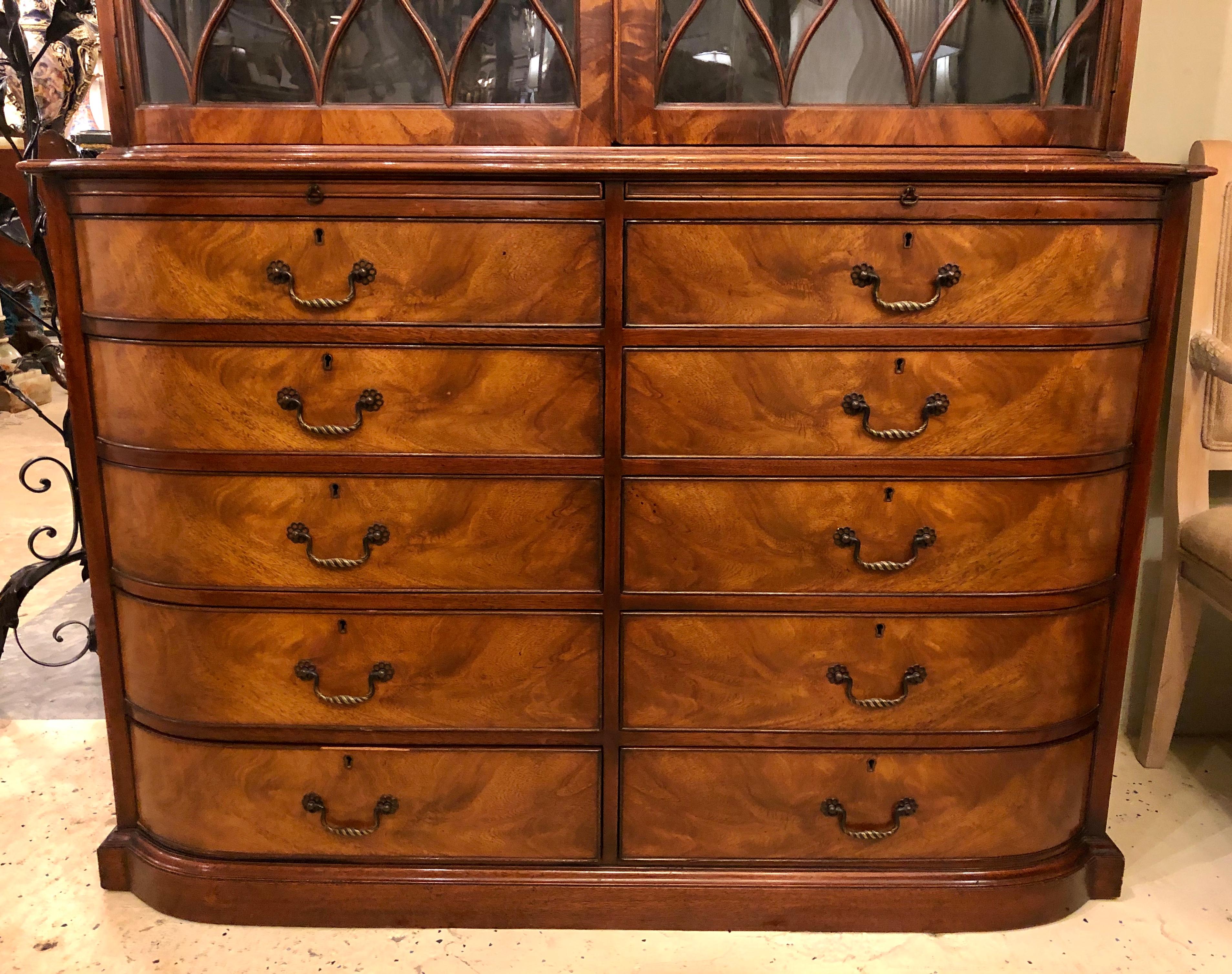 Beacon Hill Collection Cabinet / Breakfront Flame Mahogany in Georgian Style In Good Condition In Stamford, CT