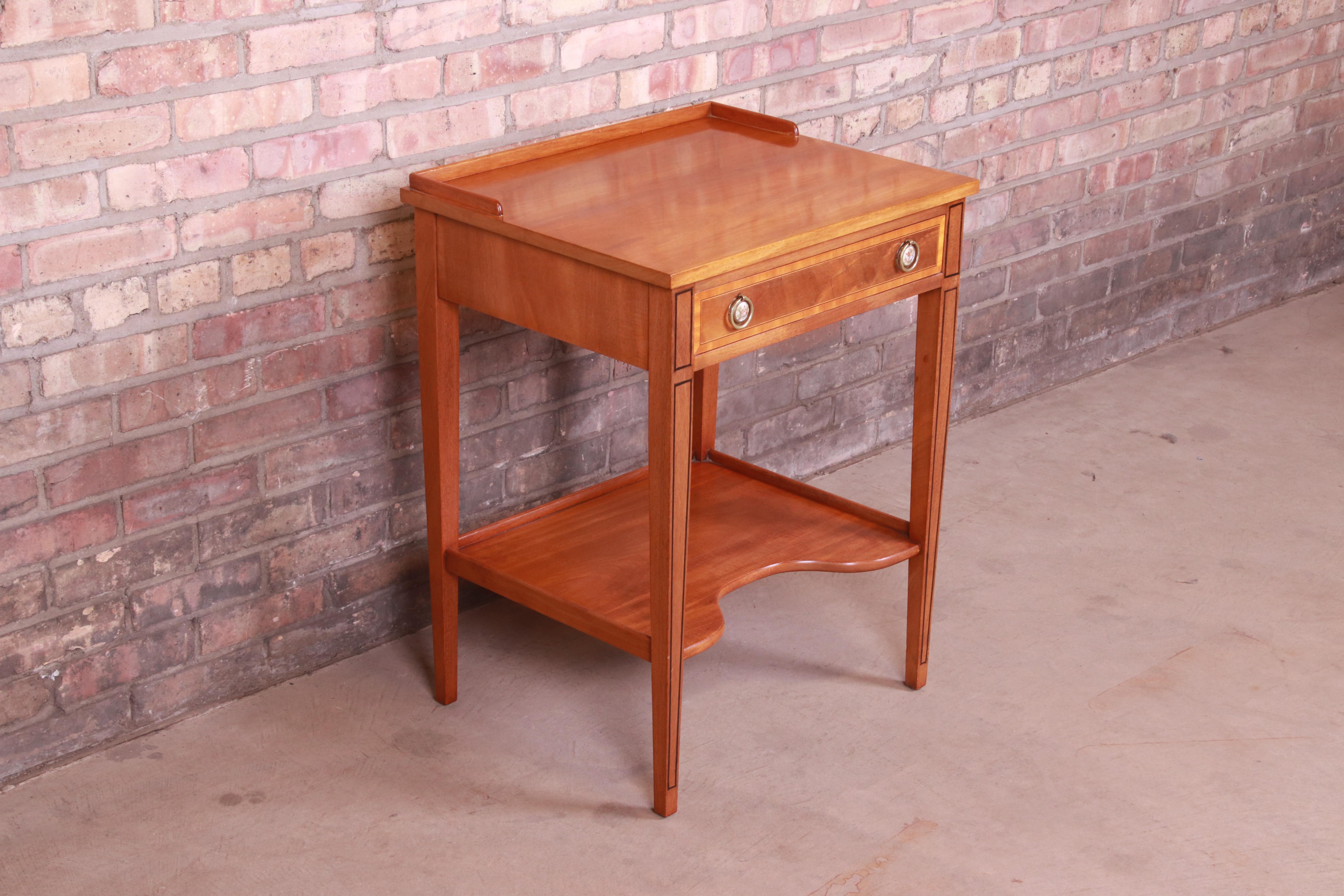 20th Century Beacon Hill Collection Federal Style Banded Mahogany Nightstand For Sale