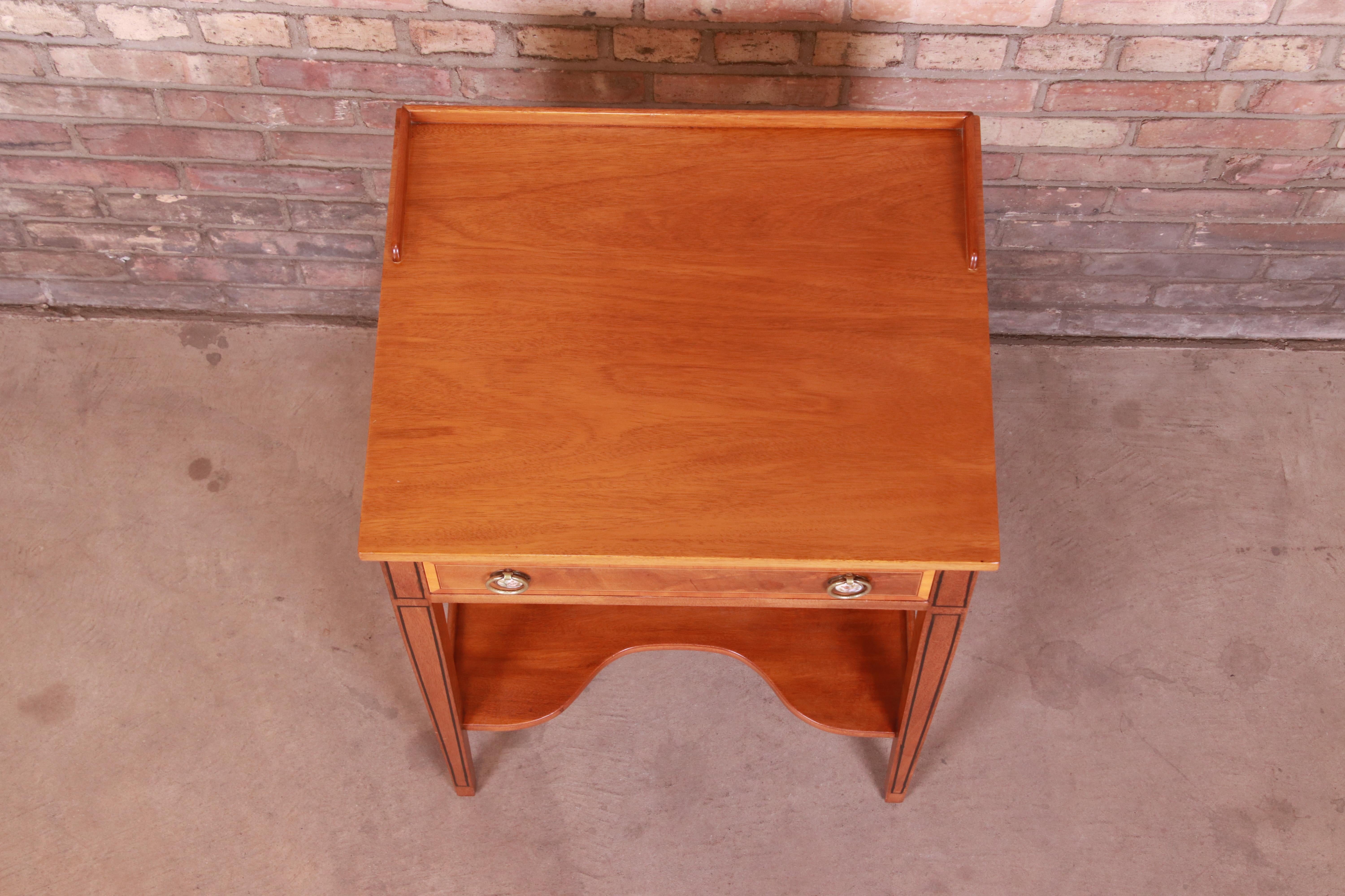 Beacon Hill Collection Federal Style Banded Mahogany Nightstand For Sale 1