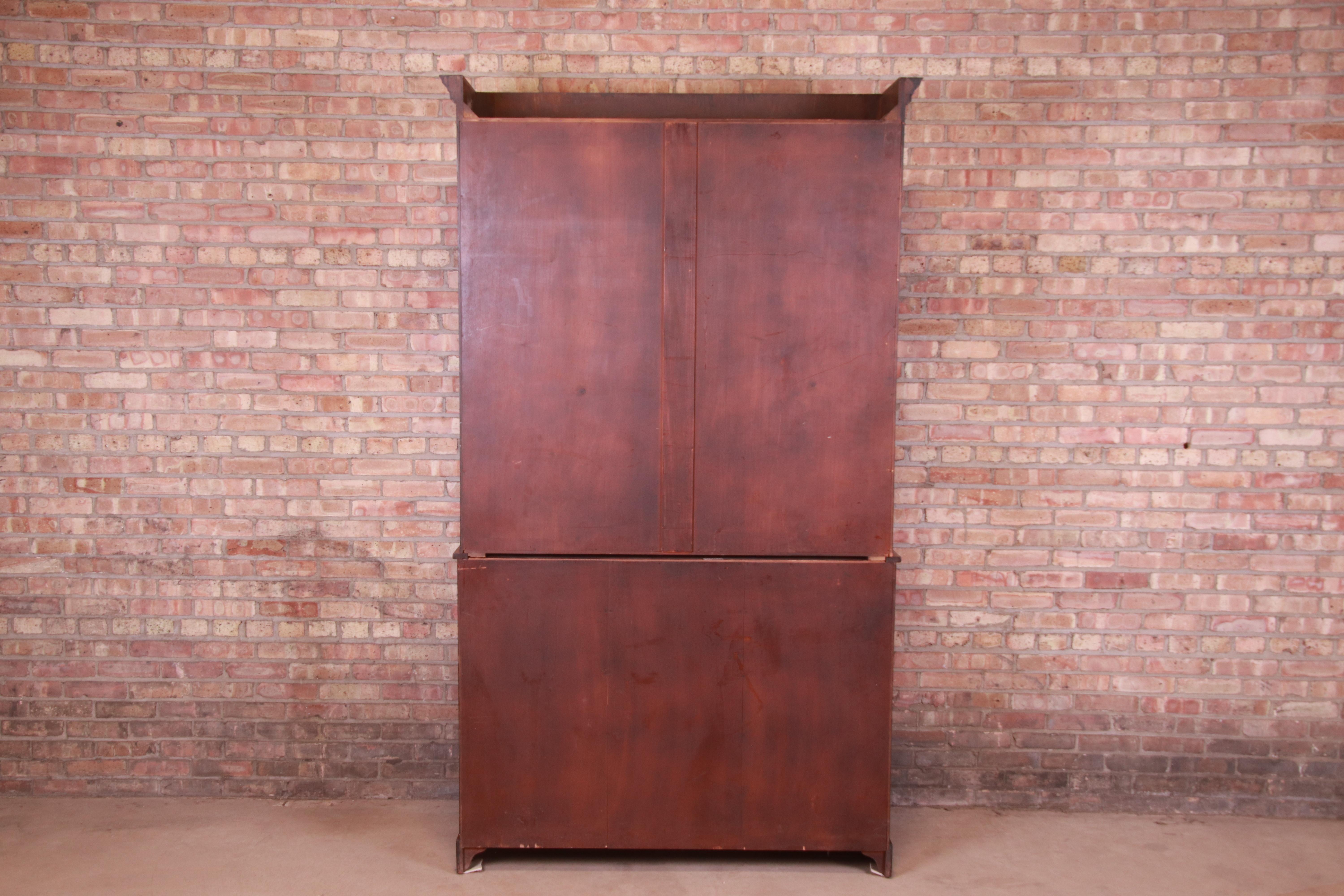 Beacon Hill Collection Georgian Flame Mahogany Breakfront Bookcase Cabinet 9