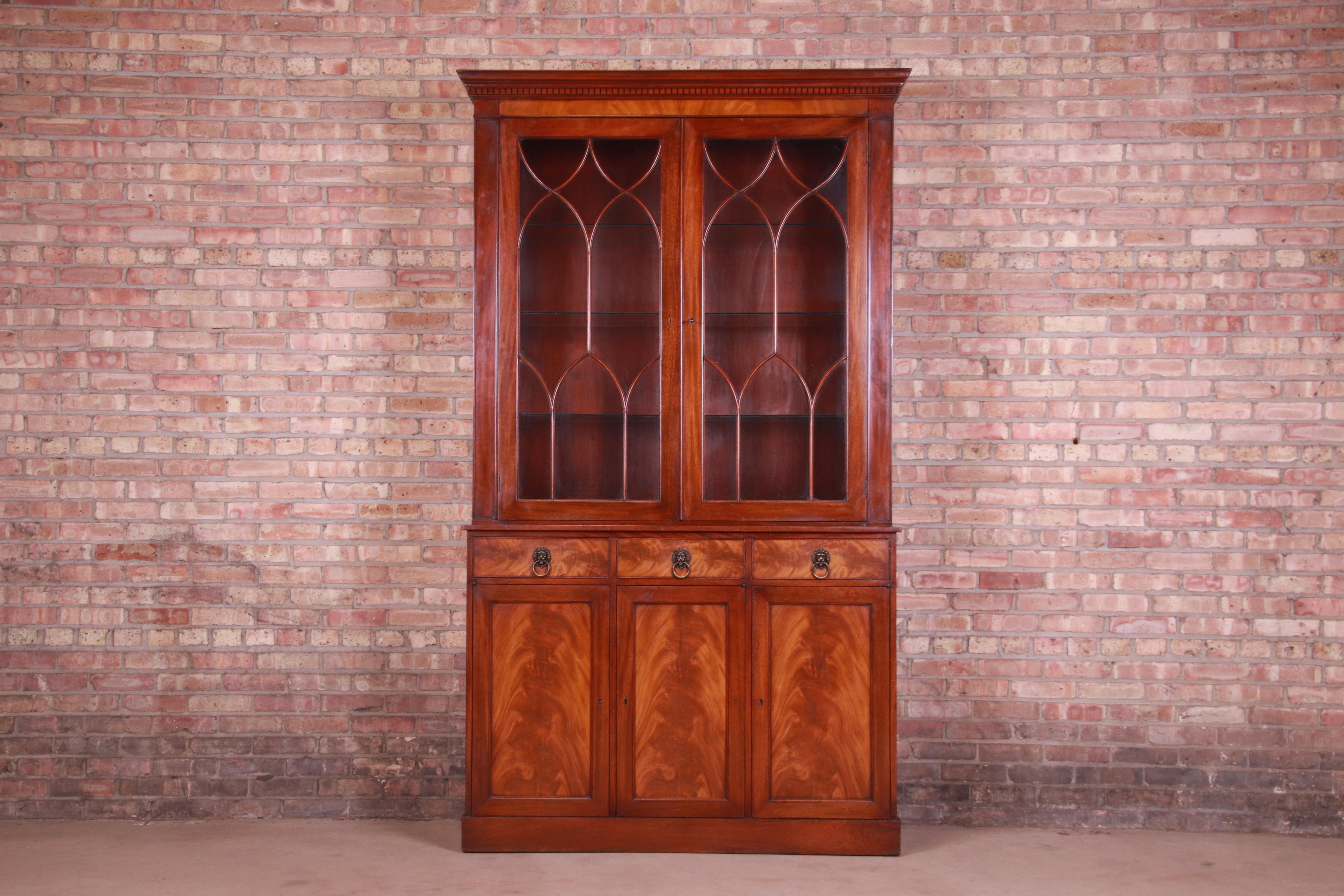 Beacon Hill Collection Georgian Flame Mahogany Breakfront Bookcase Cabinet In Good Condition In South Bend, IN
