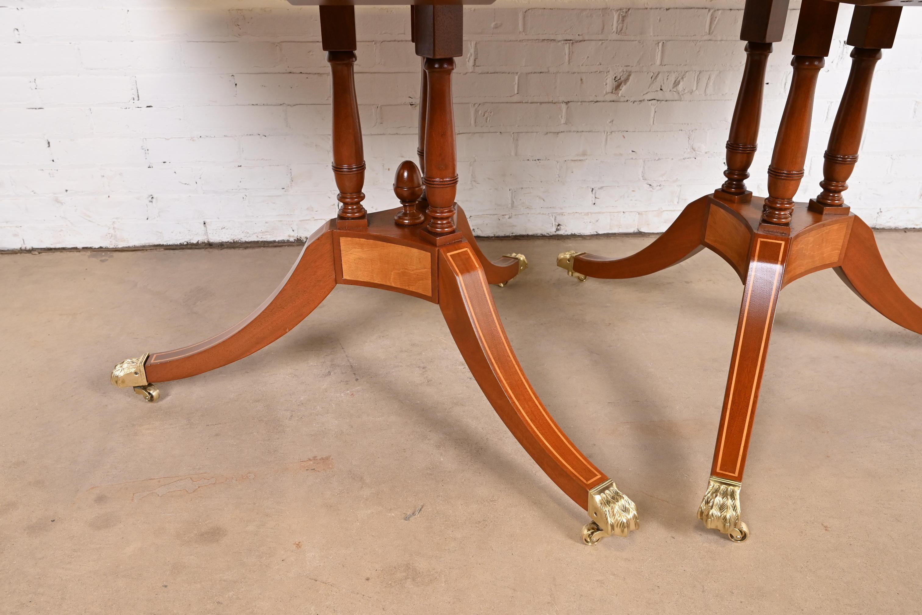 Beacon Hill Georgian Banded Mahogany Double Pedestal Extension Dining Table 4